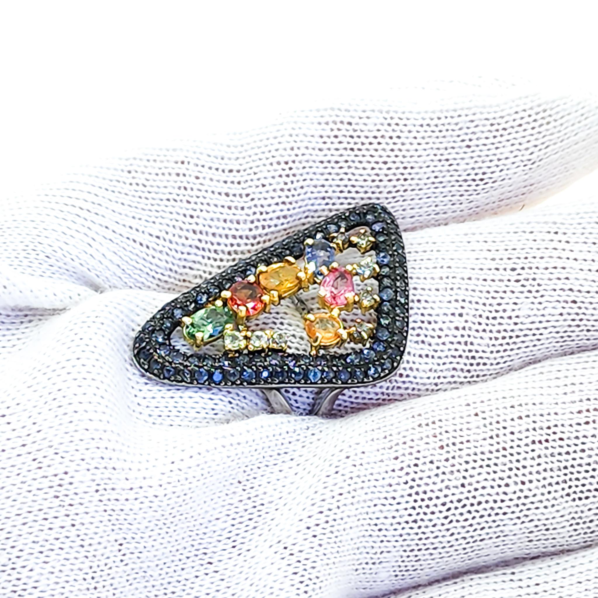 Contemporary Color Multi Edelstein und Saphir Cocktail Dreieck Ring Sterling (Zeitgenössisch)