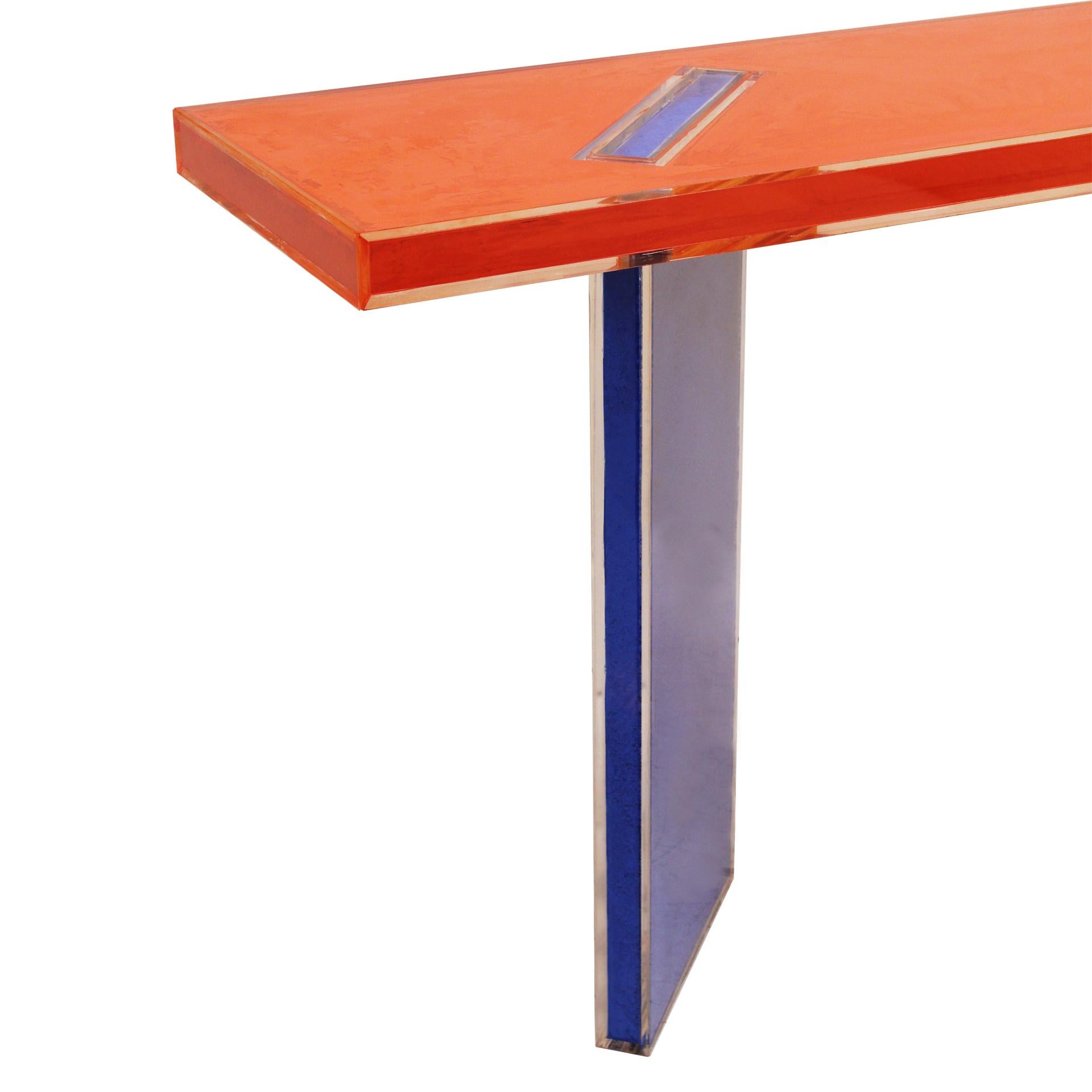 Espagnol Console contemporaine orange, jaune et bleue en plexiglas conçue par La Studio en vente