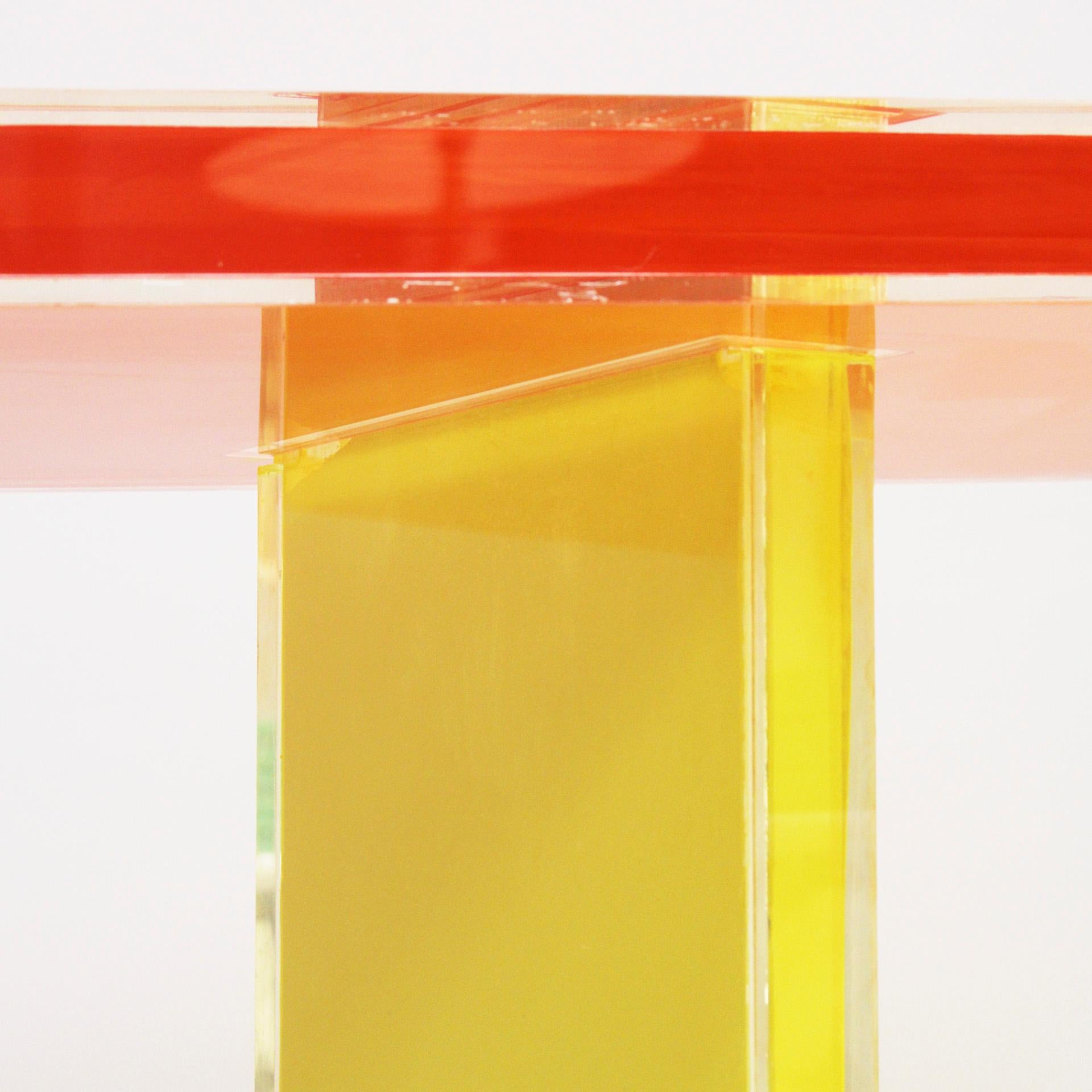 Console contemporaine orange, jaune et bleue en plexiglas conçue par La Studio en vente 2