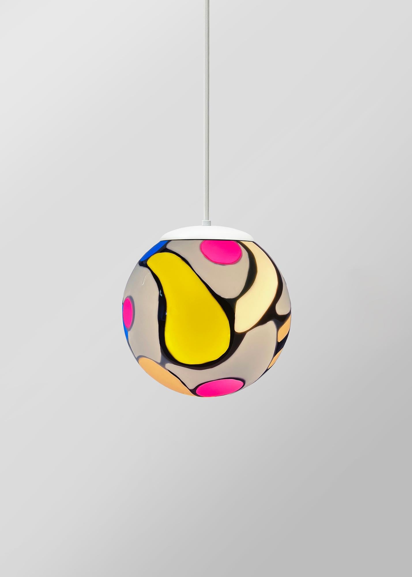 XXI secolo e contemporaneo Lampada a sospensione Contemporary Colorful Quark Meta di Elyse Graham in vendita