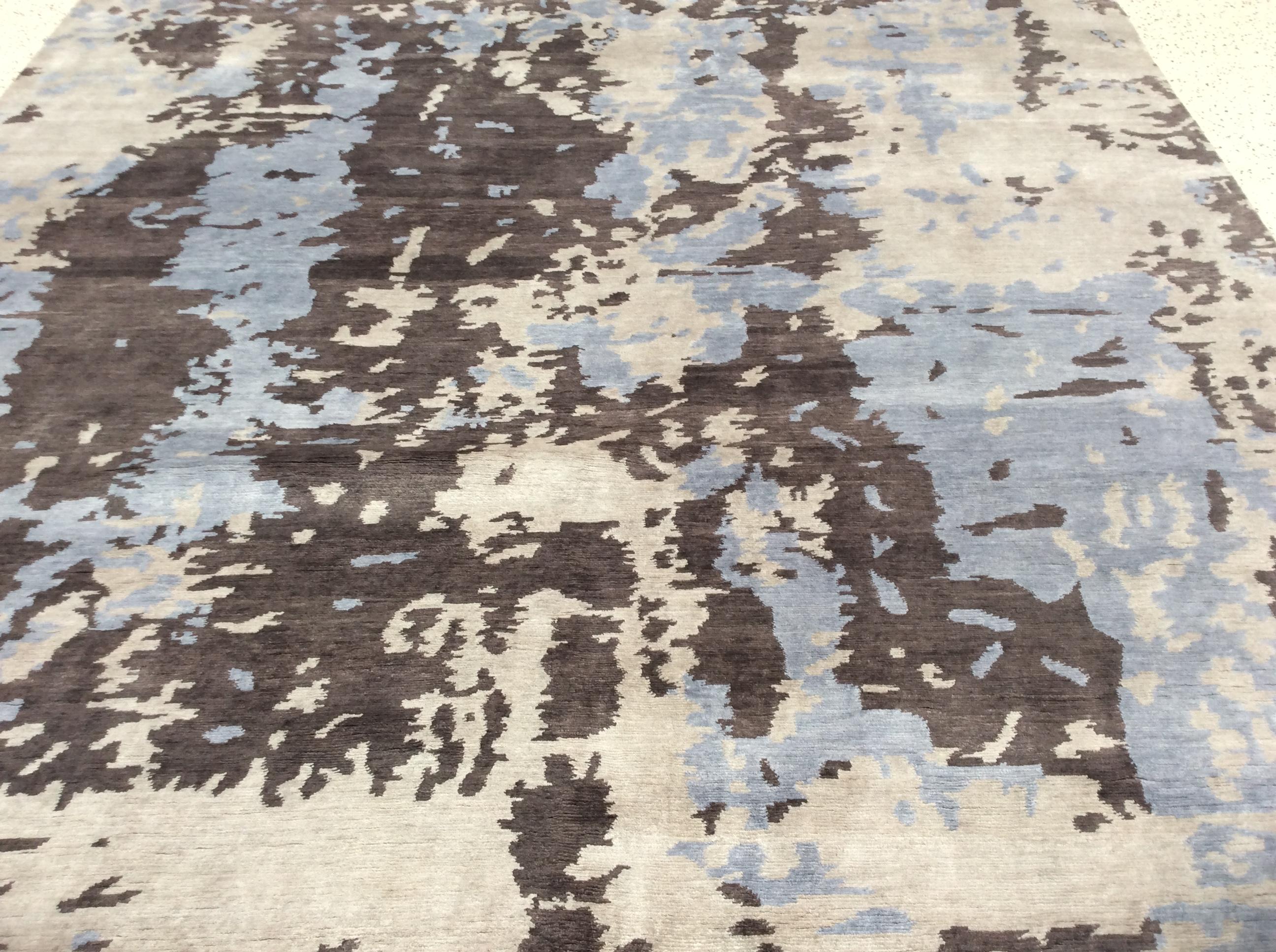 Abstrakter Teppich in zeitgenössischen Farben (21. Jahrhundert und zeitgenössisch) im Angebot