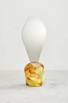 Specchio colorato contemporaneo in resina gialla media di Cobra Studio A