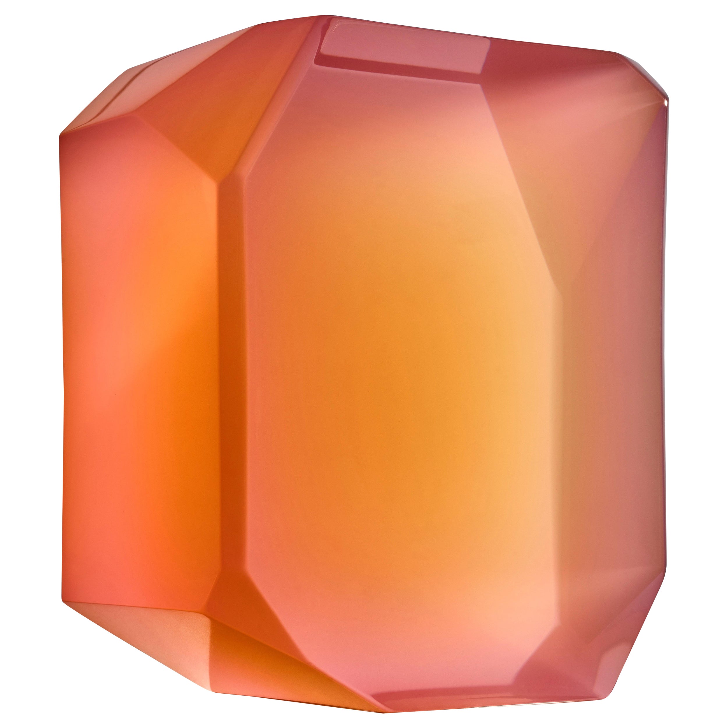 Mesa auxiliar contemporánea GEM de resina de colores de Cobra Studios