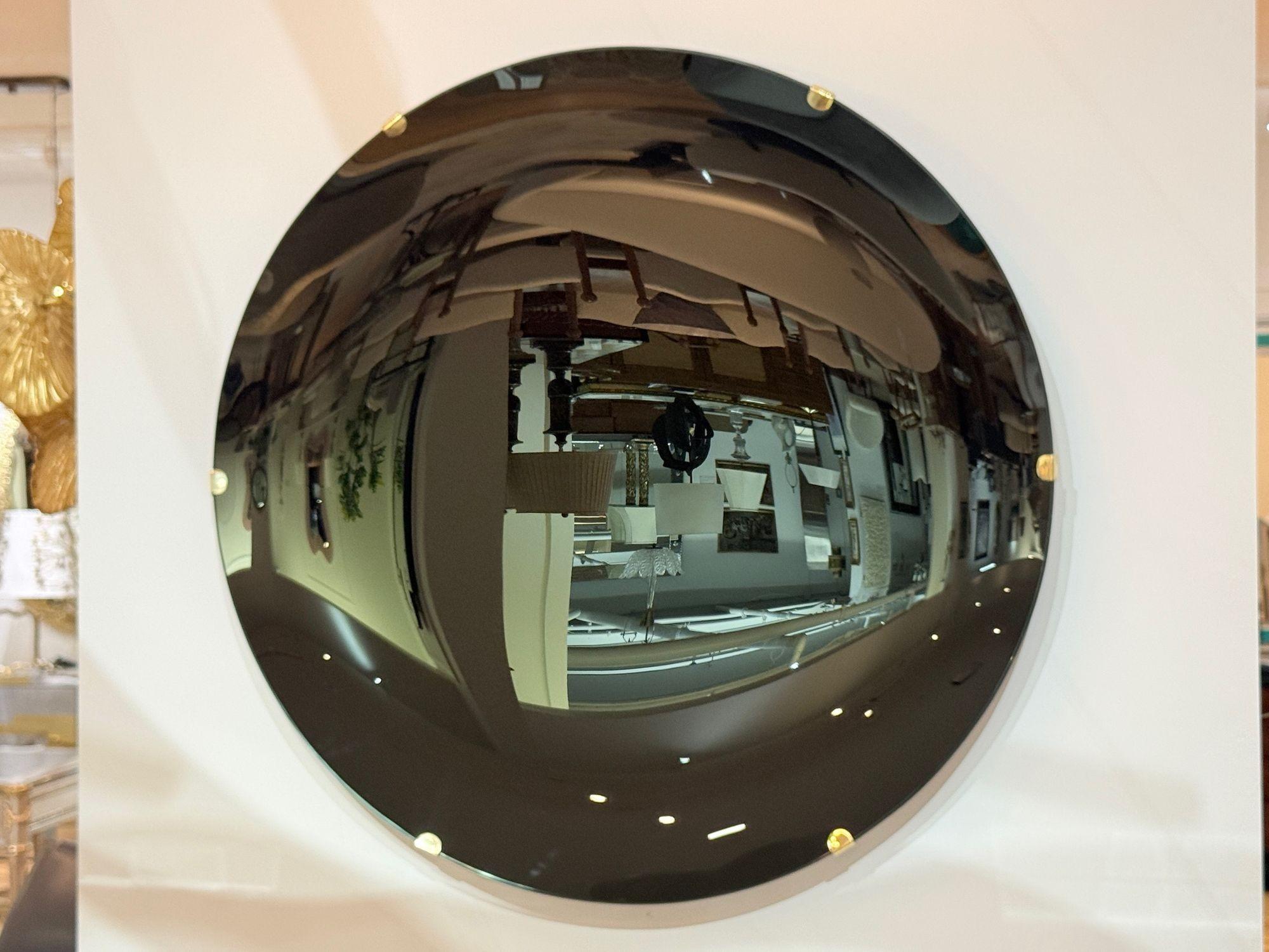 Contemporáneo, Cristal cóncavo, Latón, Negro Espejo de pared Modern Space Age Siglo XXI y contemporáneo en venta