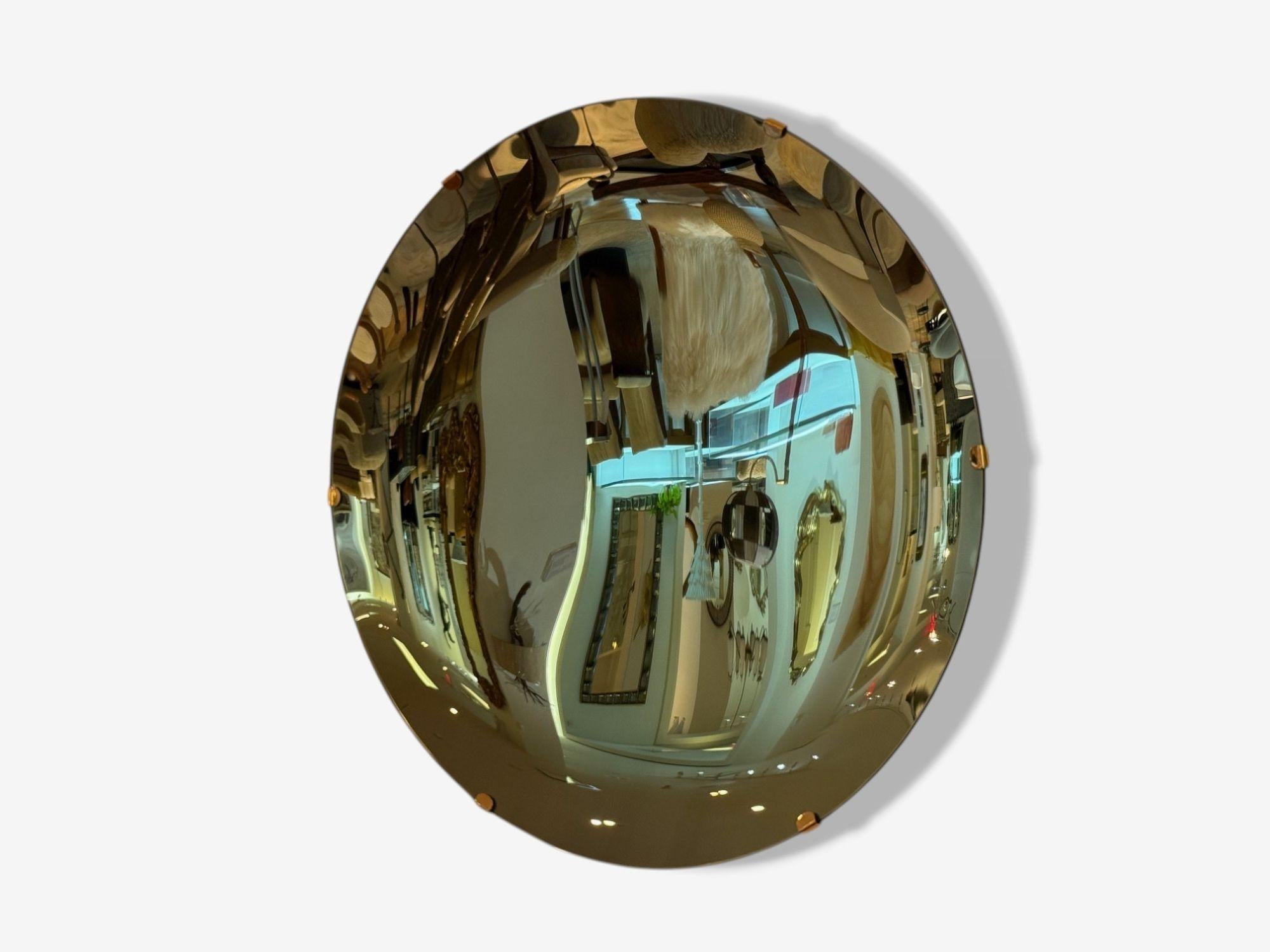 Zeitgenössisch, konkaves Glas, Messing, Vintage Grün Modern Space Age Wandspiegel im Zustand „Gut“ im Angebot in Manhasset, NY