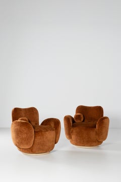 Sillón decorativo giratorio «Conchula» de chenilla y ámbar, de estilo contemporáneo, hecho a mano por Greenapple