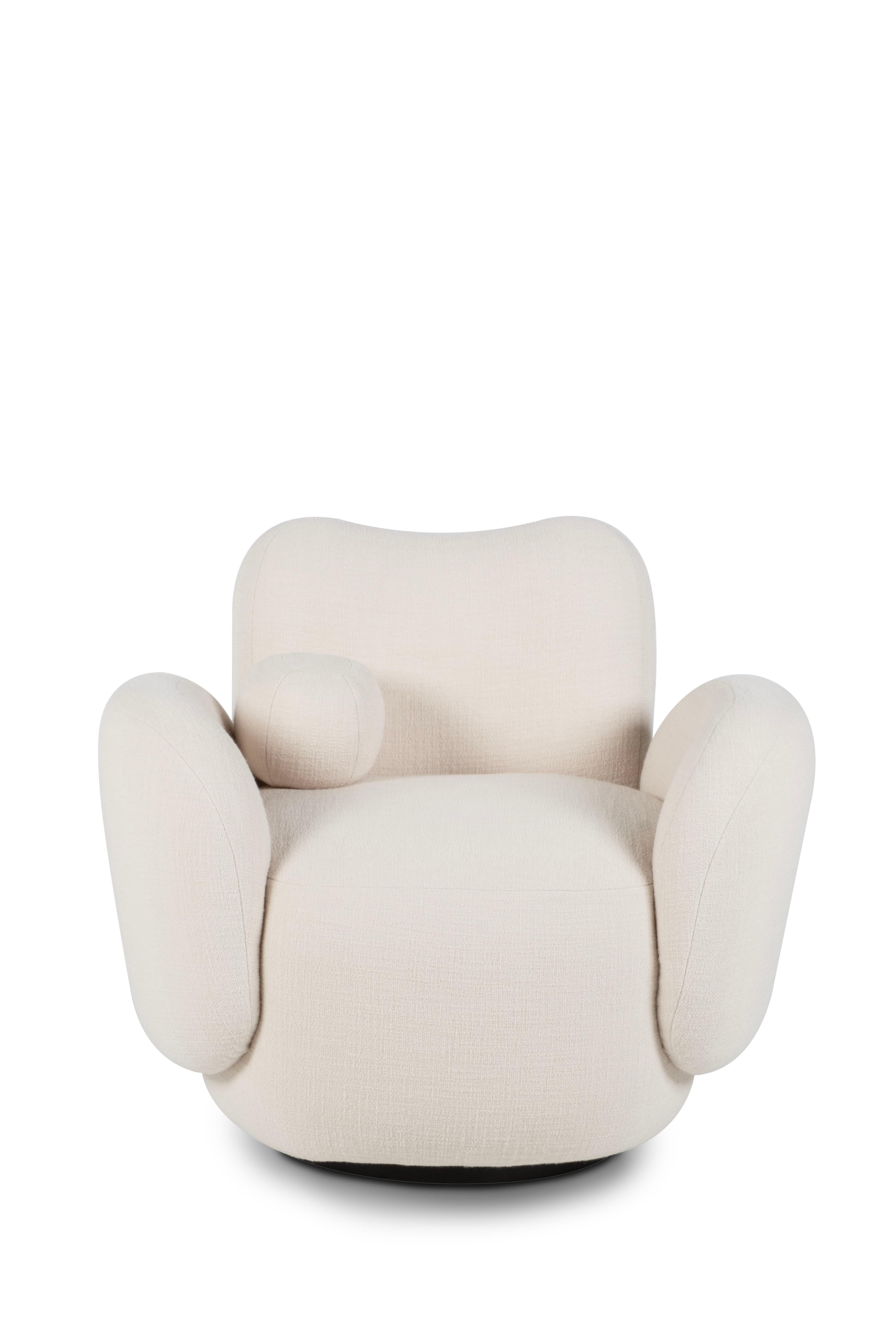 Contemporary Conchula Armchair Set of 2, Swivel, White Bouclé, Greenapple For Sale 1