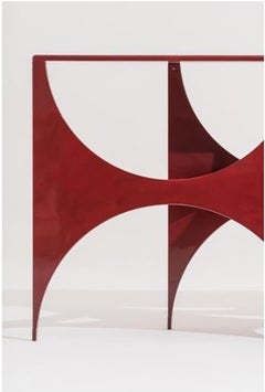 Consola contemporánea Butterfly de Hannes Peer en acabado porcelana