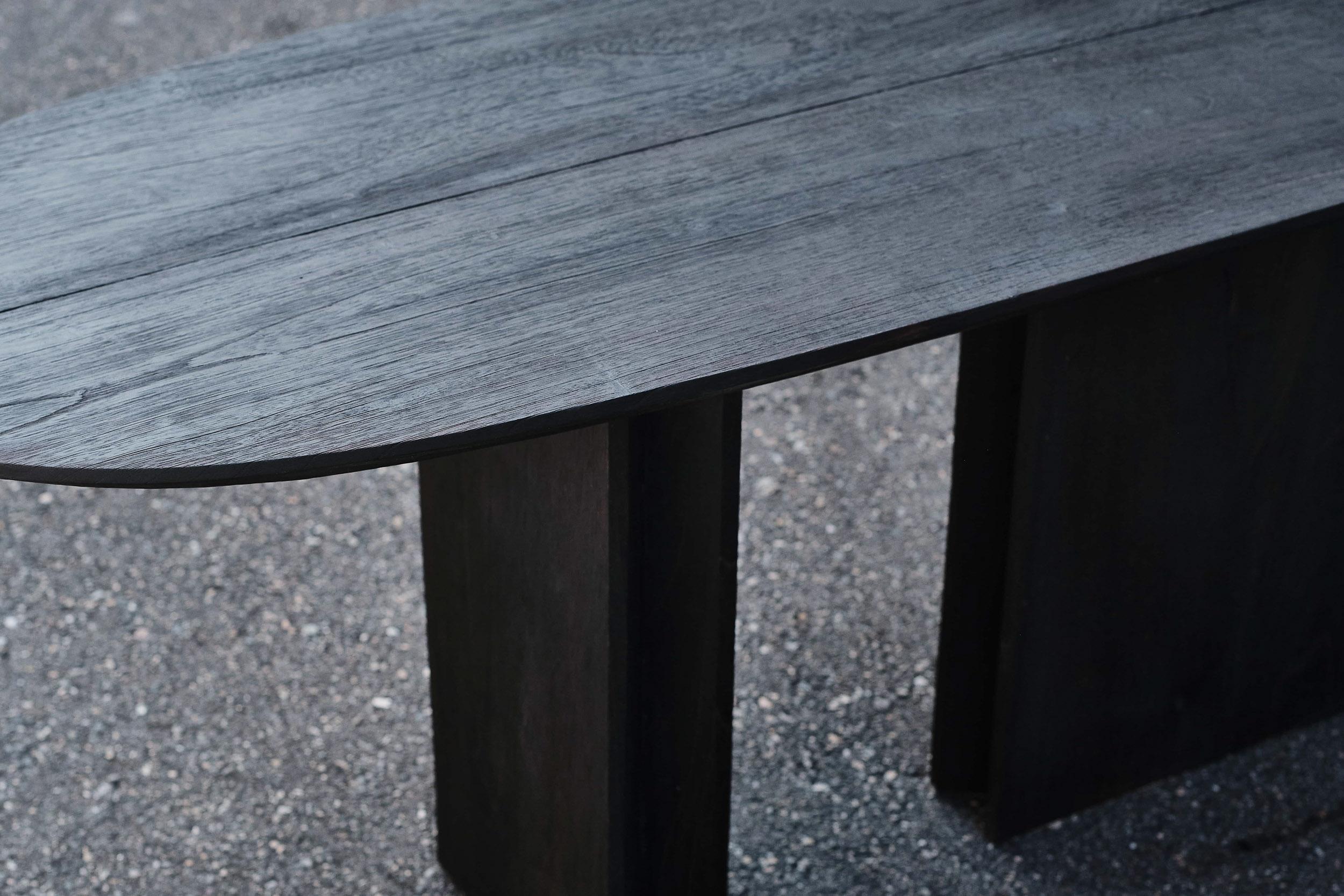 Table console contemporaine Barca en bois brûlé de CarmWorks, personnalisable en vente 1