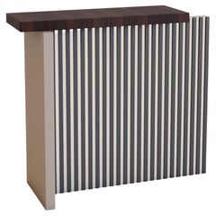 Table console Contemporary, Made in Italy, laiton et bois d'eucalyptus