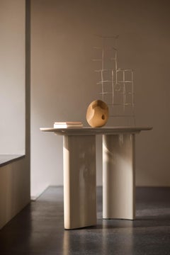 Moderner Konsolentisch „Tangent“ von Anne Boysen für DK3, cremefarben, 120 x 46 cm