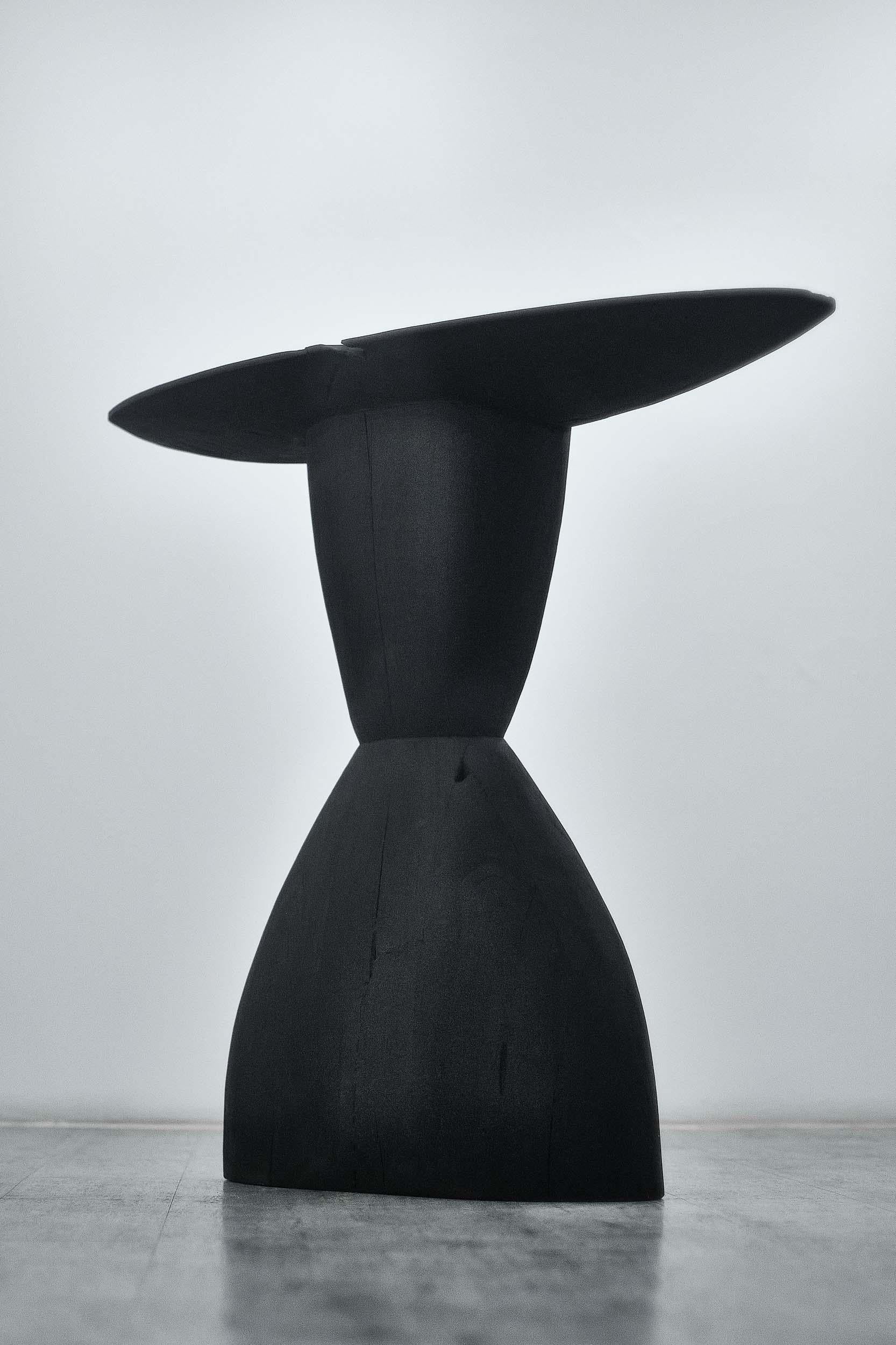 Organico moderno Console contemporanea 'Tota' in Wood Wood di Carmworks, personalizzabile in vendita