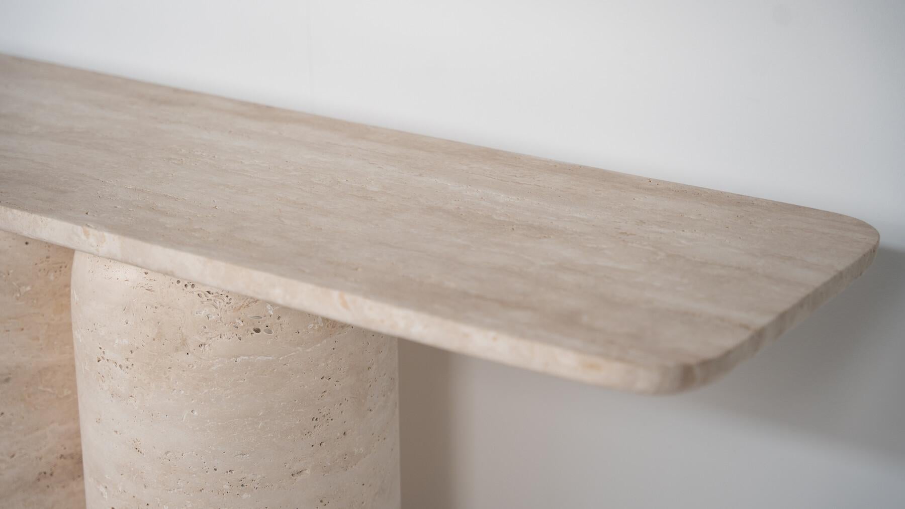 Console contemporanea, Travertino, Italia. In condizioni Nuovo in vendita a Brussels, BE