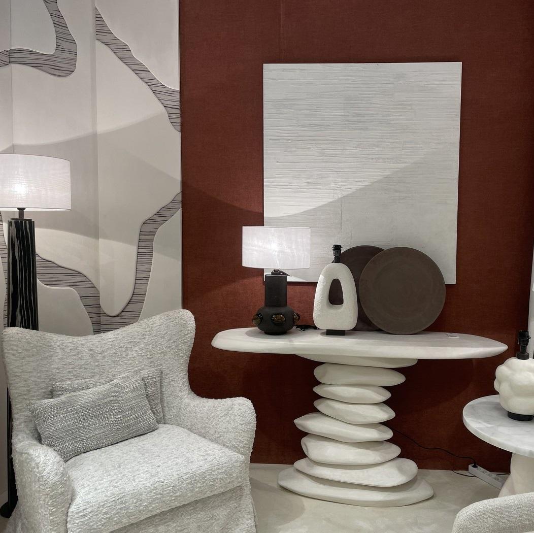 Portuguese Contemporary Console with Brutalist Organic Silhouette, Plaster/Carved Wood For Sale