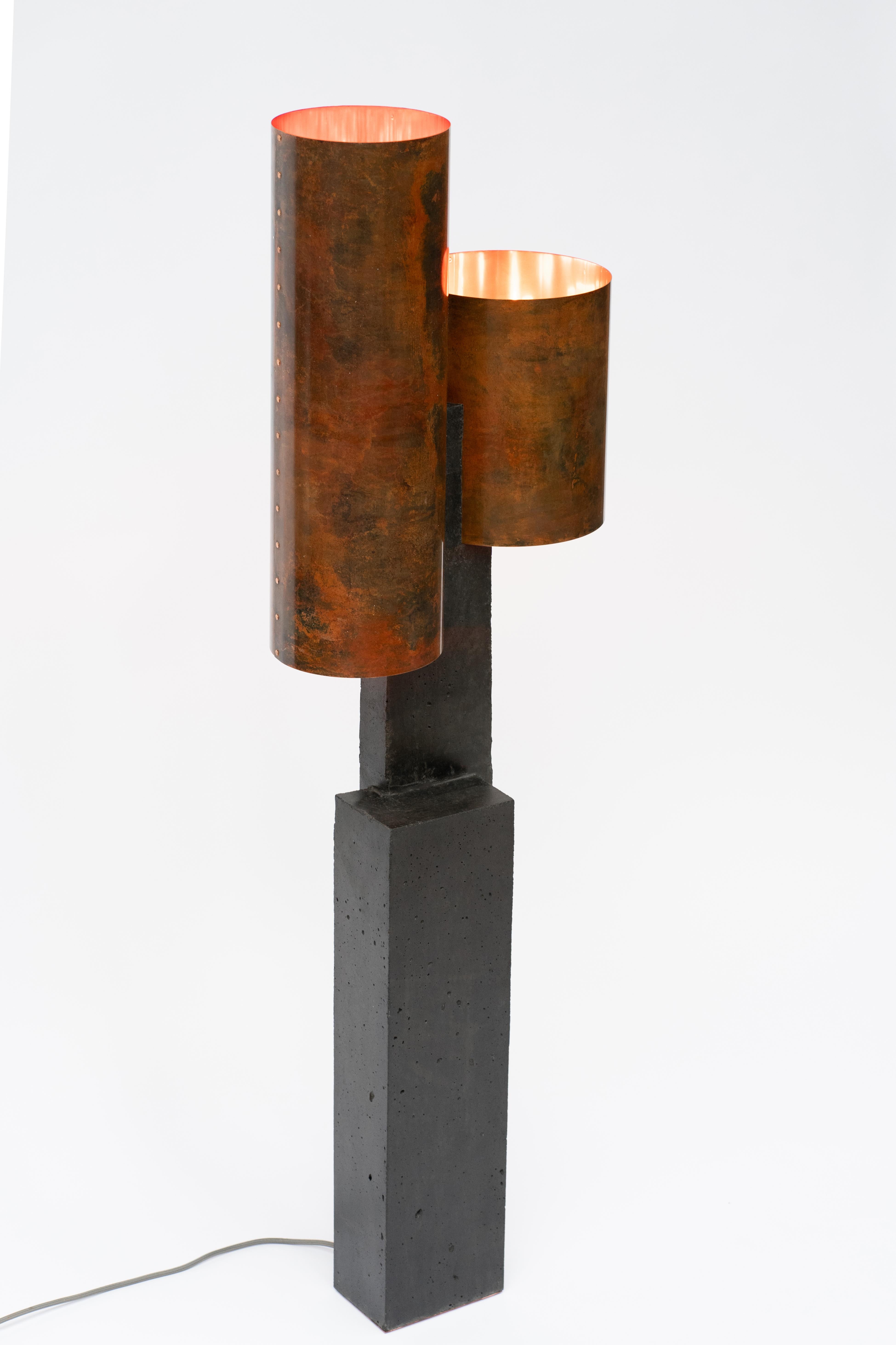 XXIe siècle et contemporain Contemporain, Lampadaire Prospect en cuivre par Studio ThusThat en vente