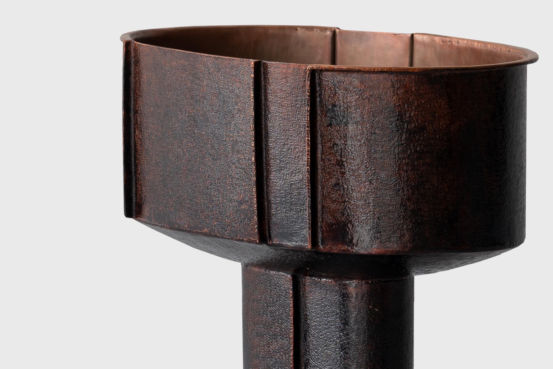 South Korean Contemporary Copper Vase 1, Textured Natural Dark Lacquer, Seung Hyun Lee, Korea For Sale