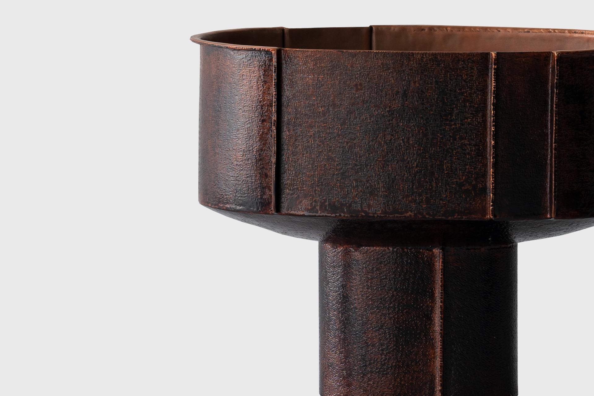 Contemporary Copper Vase 1, Textured Natural Dark Lacquer, Seung Hyun Lee, Korea For Sale 1