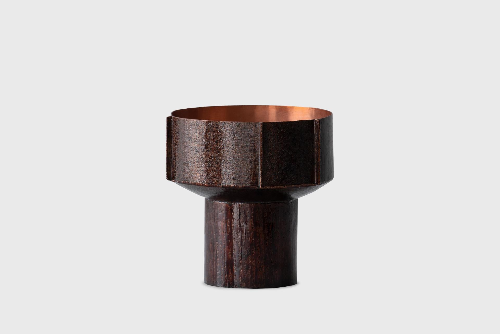 Contemporary Copper Vase 3, Textured Natural Dark Lacquer, Seung Hyun Lee, Korea For Sale 3