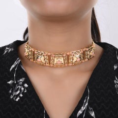 Contemporary Coral Diamond Choker Necklace 18 Karat Yellow Gold Handmade Jewelry