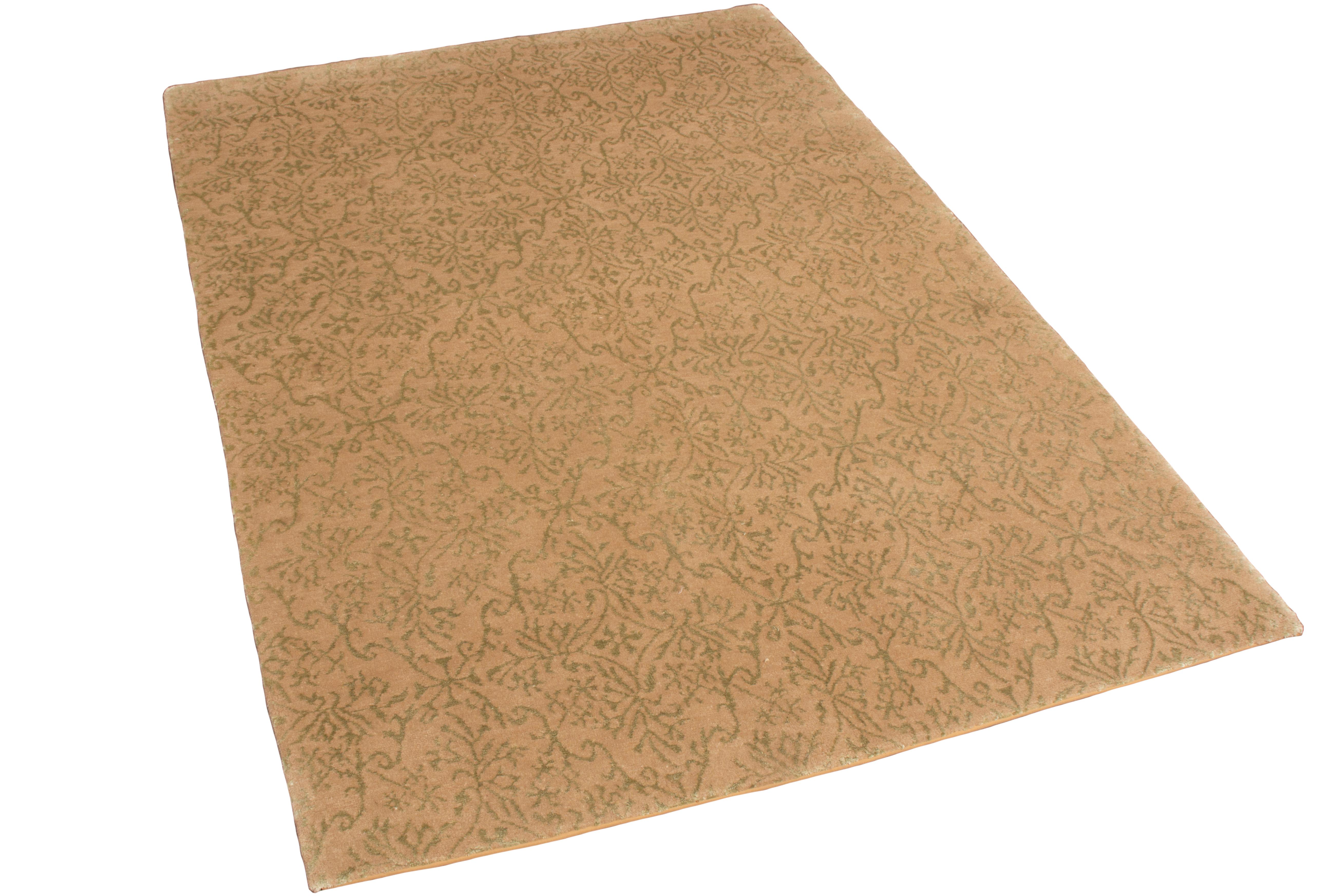 Nepalese Tappeto Contemporary Cordoba Beige-Oro e Verde in lana e seta in vendita