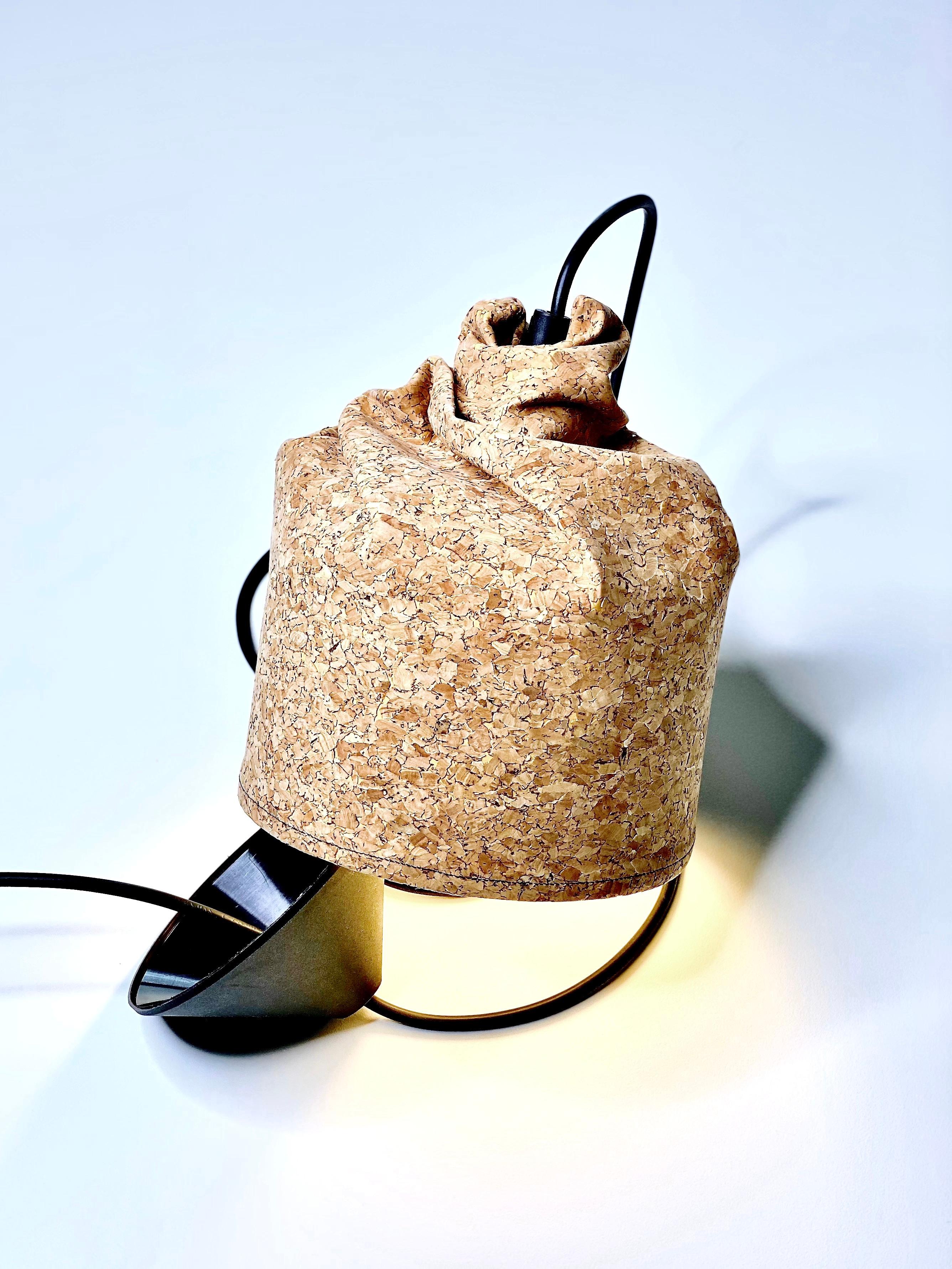 Lustre contemporain en cuir de liège et grès, design minimaliste, BIO en vente 9