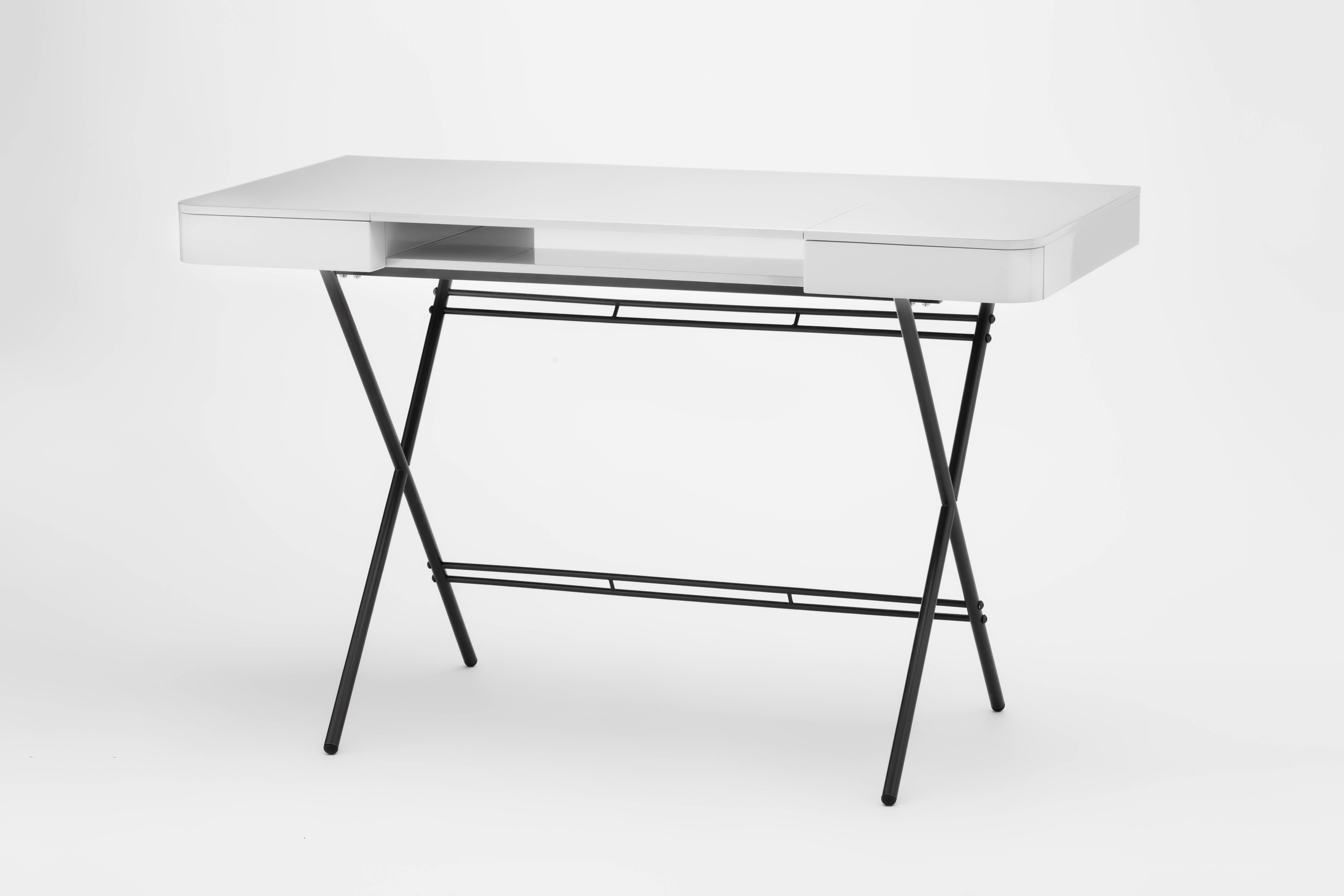 Contemporary Cosimo Desk by Marco Zanuso Jr. with Grey Glossy Lacquered Top For Sale 2