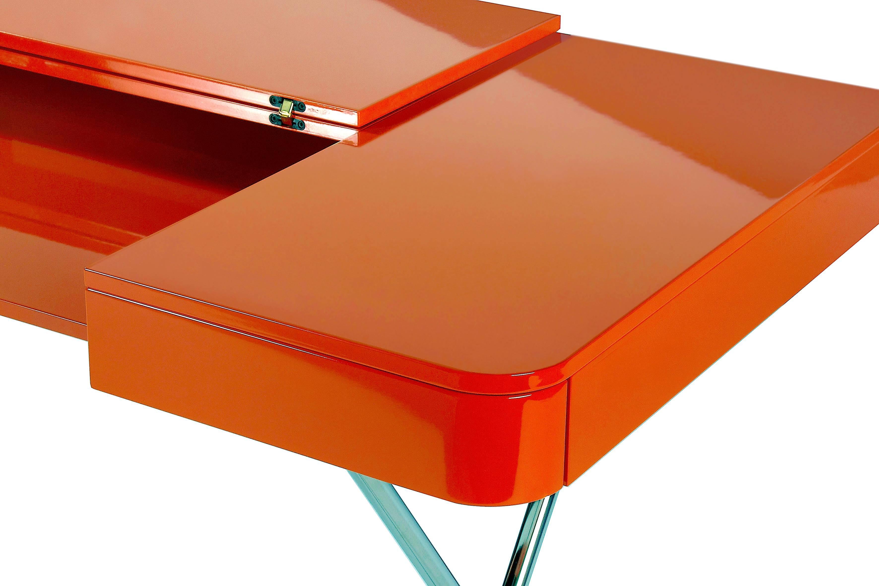 Contemporary Cosimo Desk by Marco Zanuso Jr. with Orange Glossy Lacquered Top (Metall) im Angebot