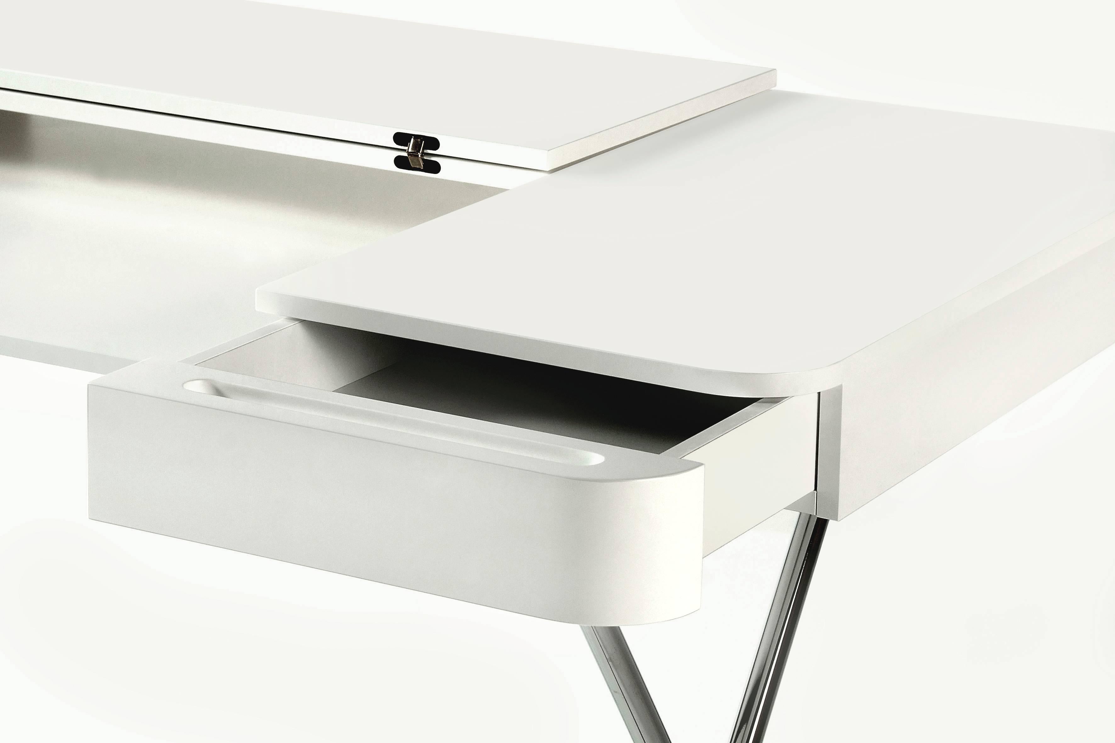 Modern Contemporary Cosimo Desk by Marco Zanuso Jr. with White Mat Lacquered Top For Sale