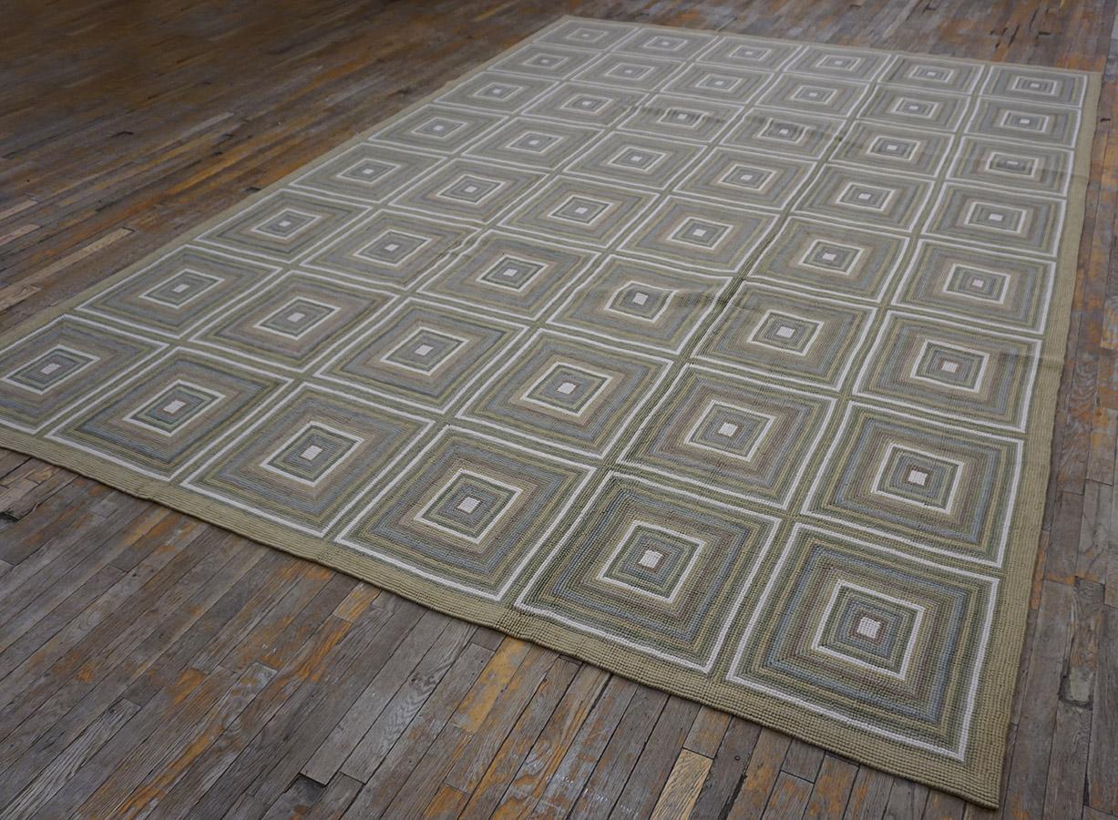 Contemporary Cotton Hooked Rug  (9' x 12' - 274 x 365 ) In New Condition For Sale In New York, NY