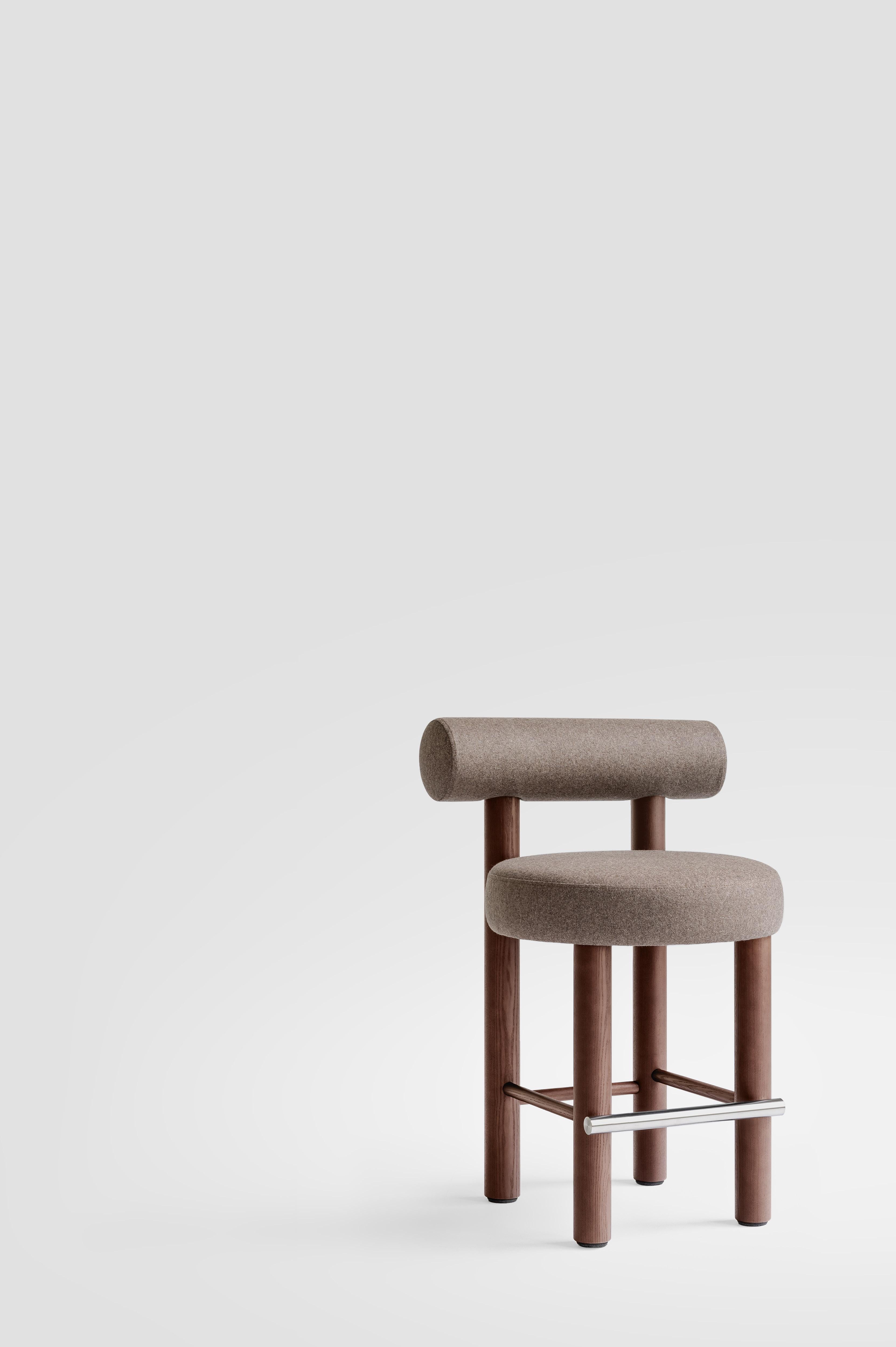 Chaise de comptoir contemporaine 'Gropius CS2' par NOOM, pieds en bois, blanc en vente 5