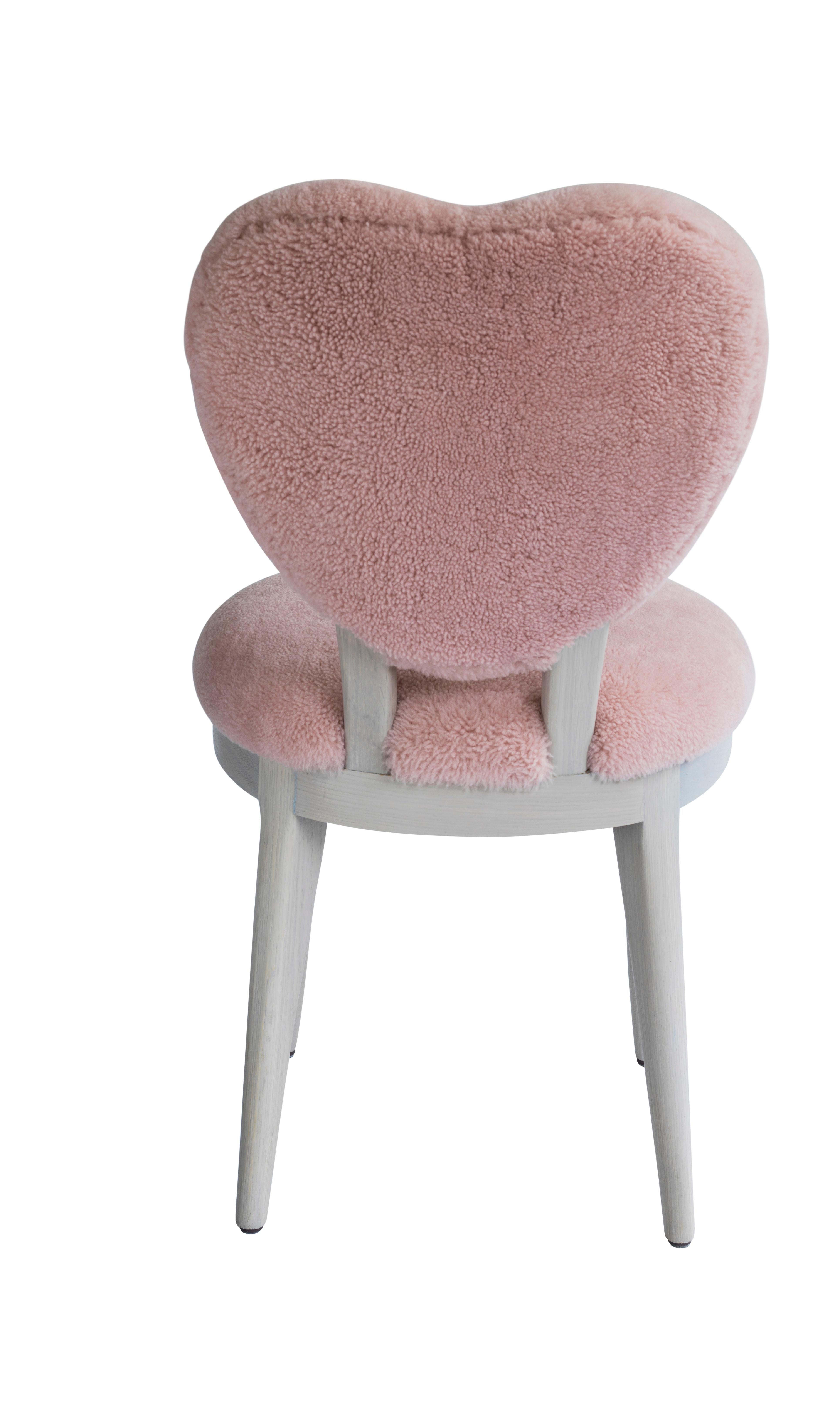 heart chair pink