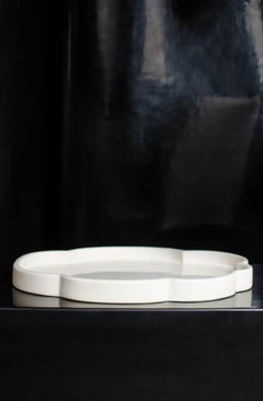 Plateau contemporain en laque crème à motif de nuages de Robert Kuo, édition limitée