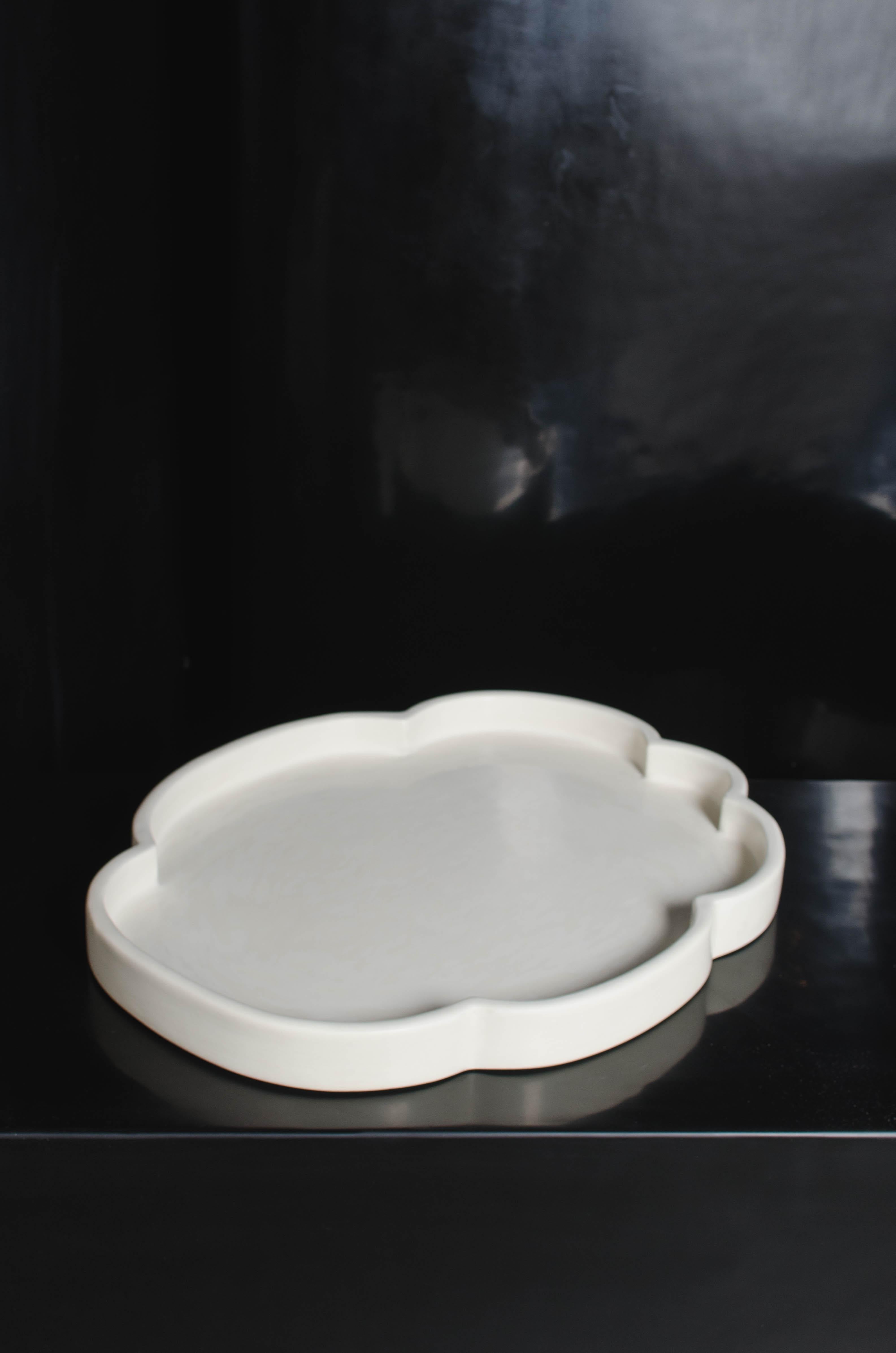 Repoussé Contemporary Cream Lacquer Cloud Design Tray by Robert Kuo, Limited Edition For Sale