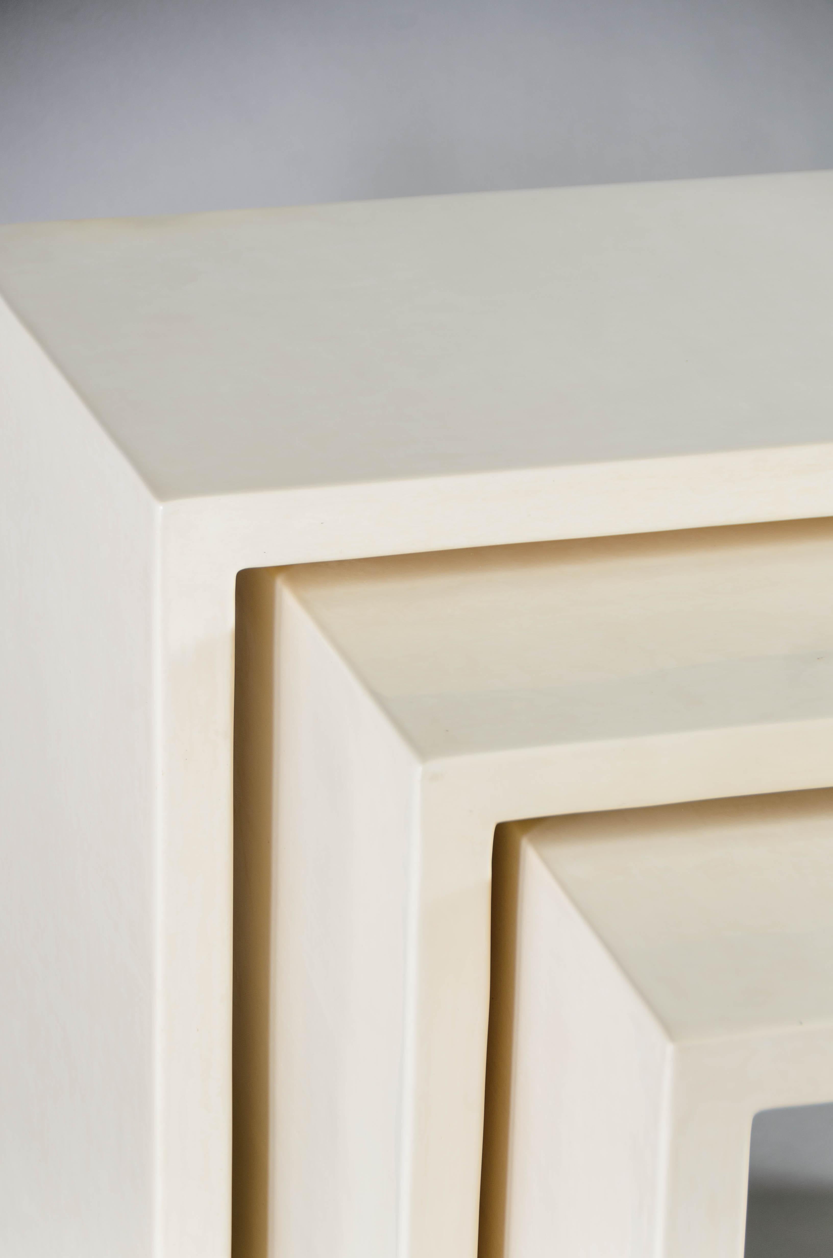 Contemporary Cream Lacquer Square Corner Nesting Tables by Robert Kuo In New Condition For Sale In Los Angeles, CA