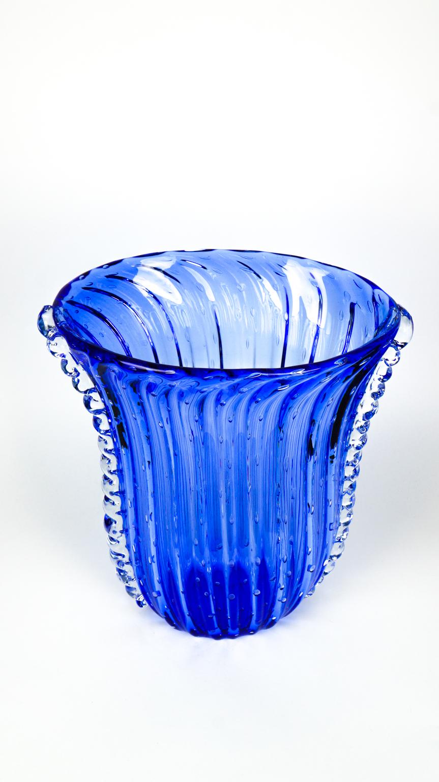 Contemporary Crystal Blue Design Italienisches Kunstglas Vase Baloton Murano Glas JAR (Art déco) im Angebot