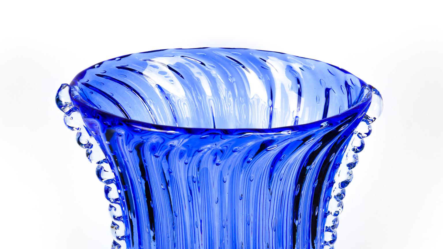 Contemporary Crystal Blue Design Italienisches Kunstglas Vase Baloton Murano Glas JAR (21. Jahrhundert und zeitgenössisch) im Angebot
