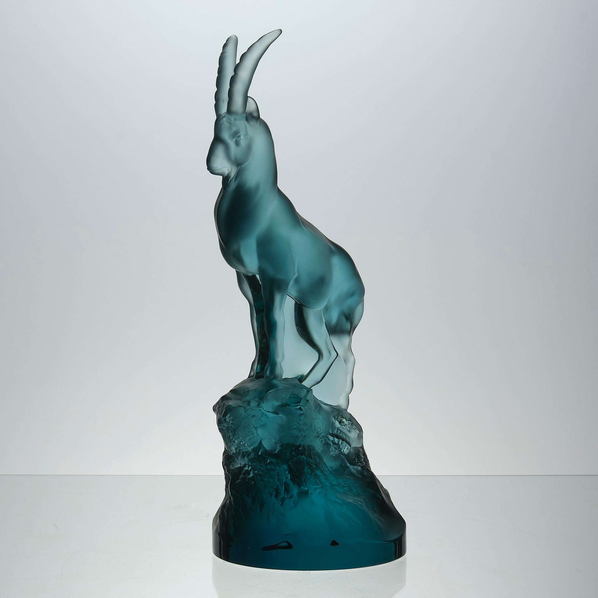 Scultura contemporanea in vetro cristallo intitolata 