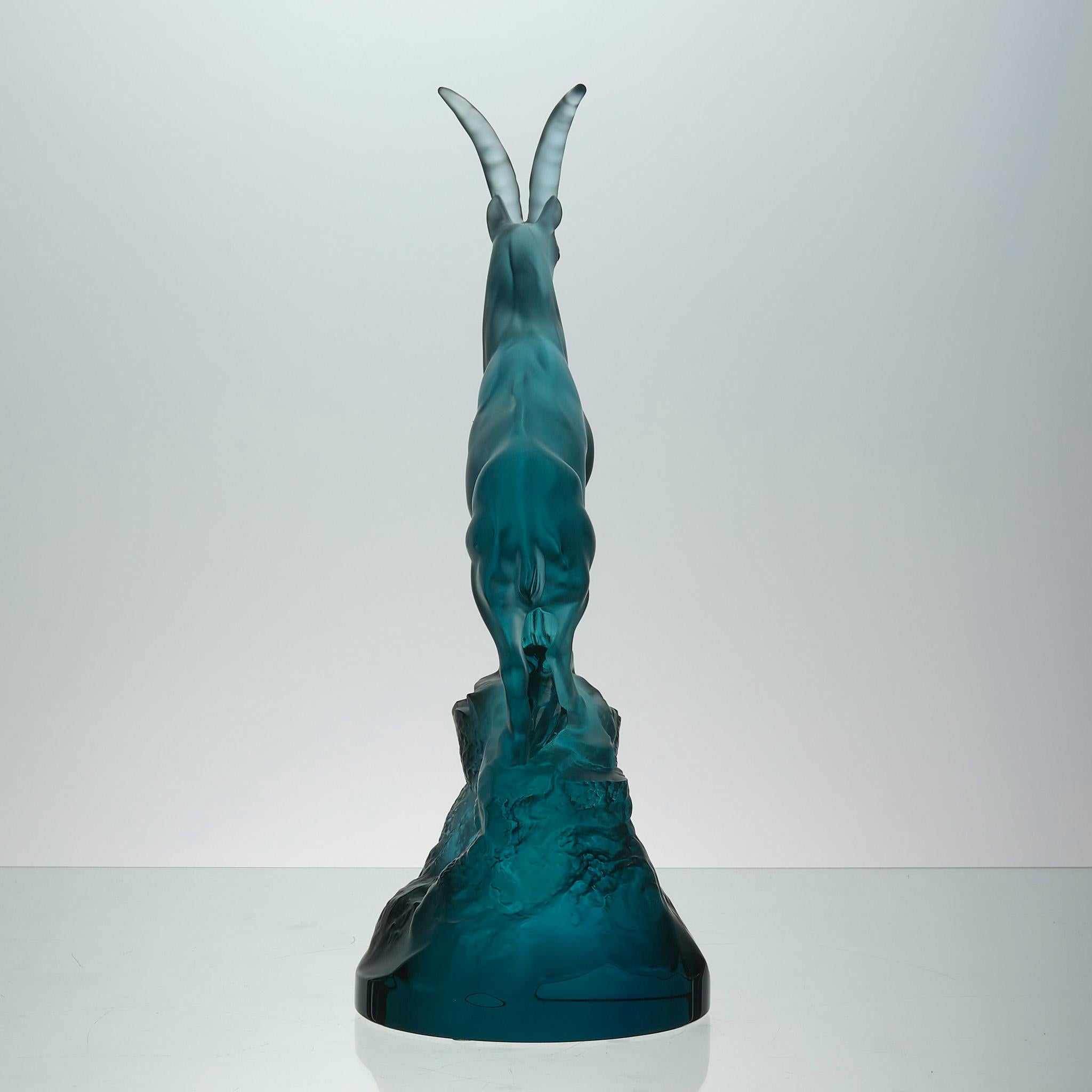 Scultura contemporanea in vetro cristallo intitolata 