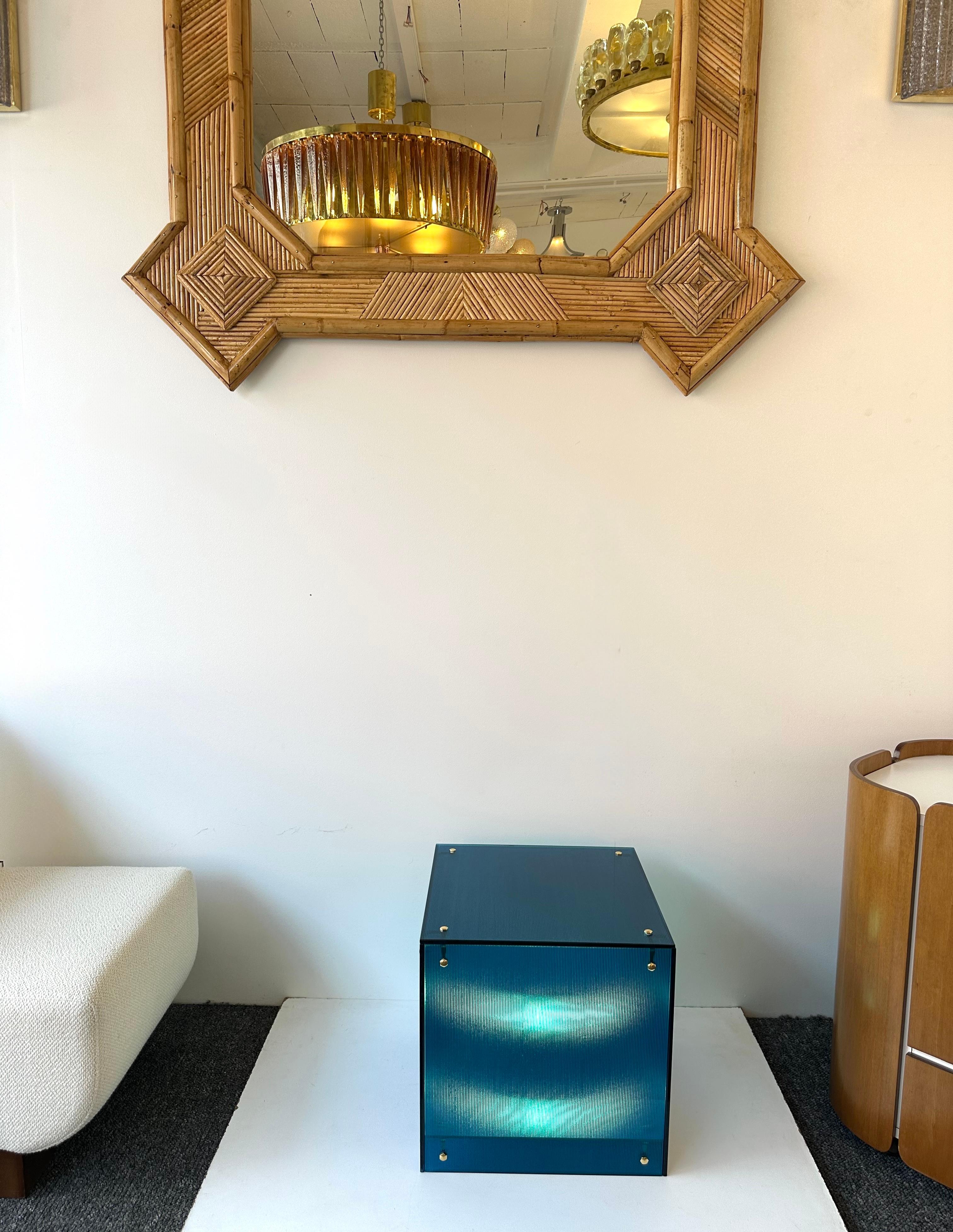 contemporary table or bedside or floor lamp cube cubic blue Murano glass with brass screws details. In the style of Mazzega, Veronese, Poliarte, Venini, Vistosi, Carlo Aldo Nason, Toni Zuccheri for VeArt, Fontana Arte, Cristal Art, Pierre Cardin,