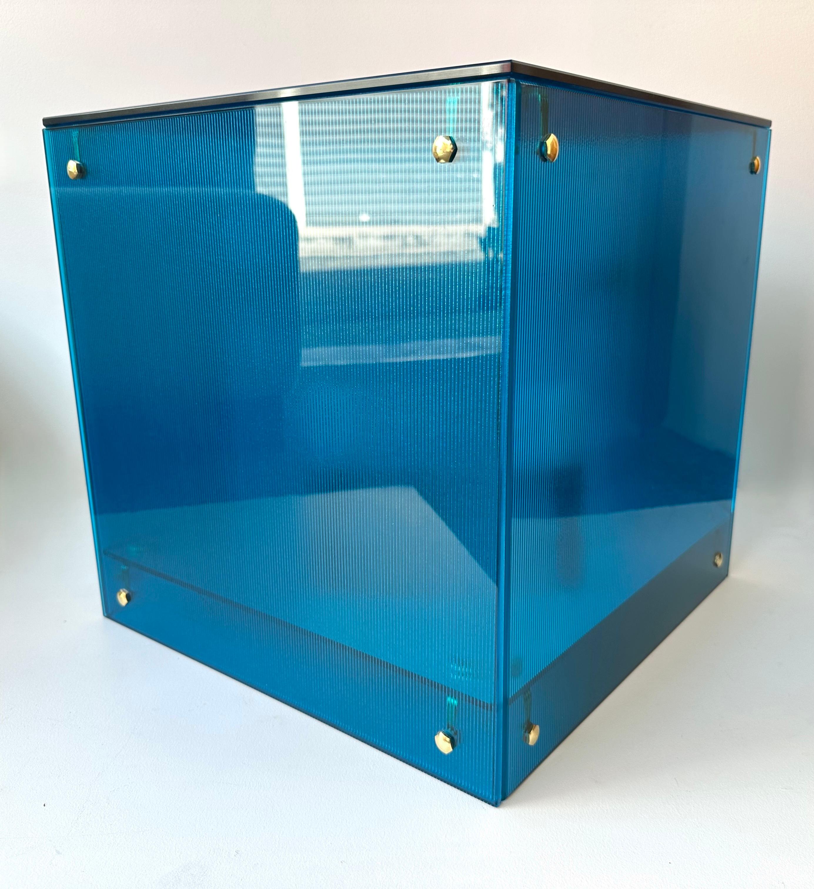 Contemporary Cube Lamp Blue Murano Glass and Brass, Italy in vendita 1