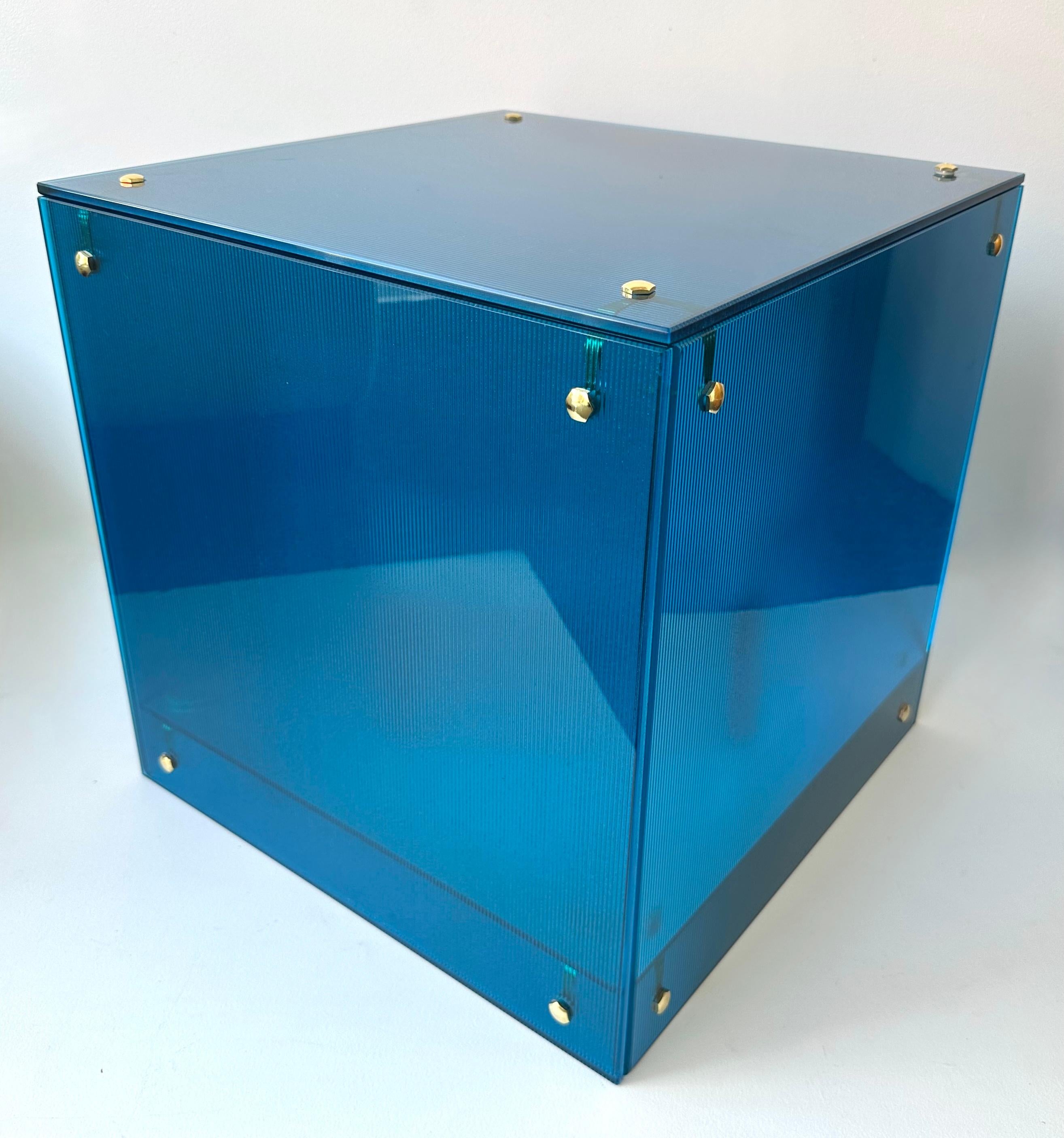 Contemporary Cube Lamp Blue Murano Glass and Brass, Italy in vendita 2