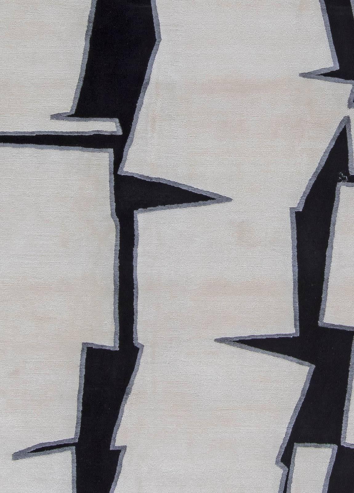 Tappeto contemporaneo di ispirazione cubista realizzato a mano in seta e lana da Doris Leslie Blau
Dimensioni: 11'7