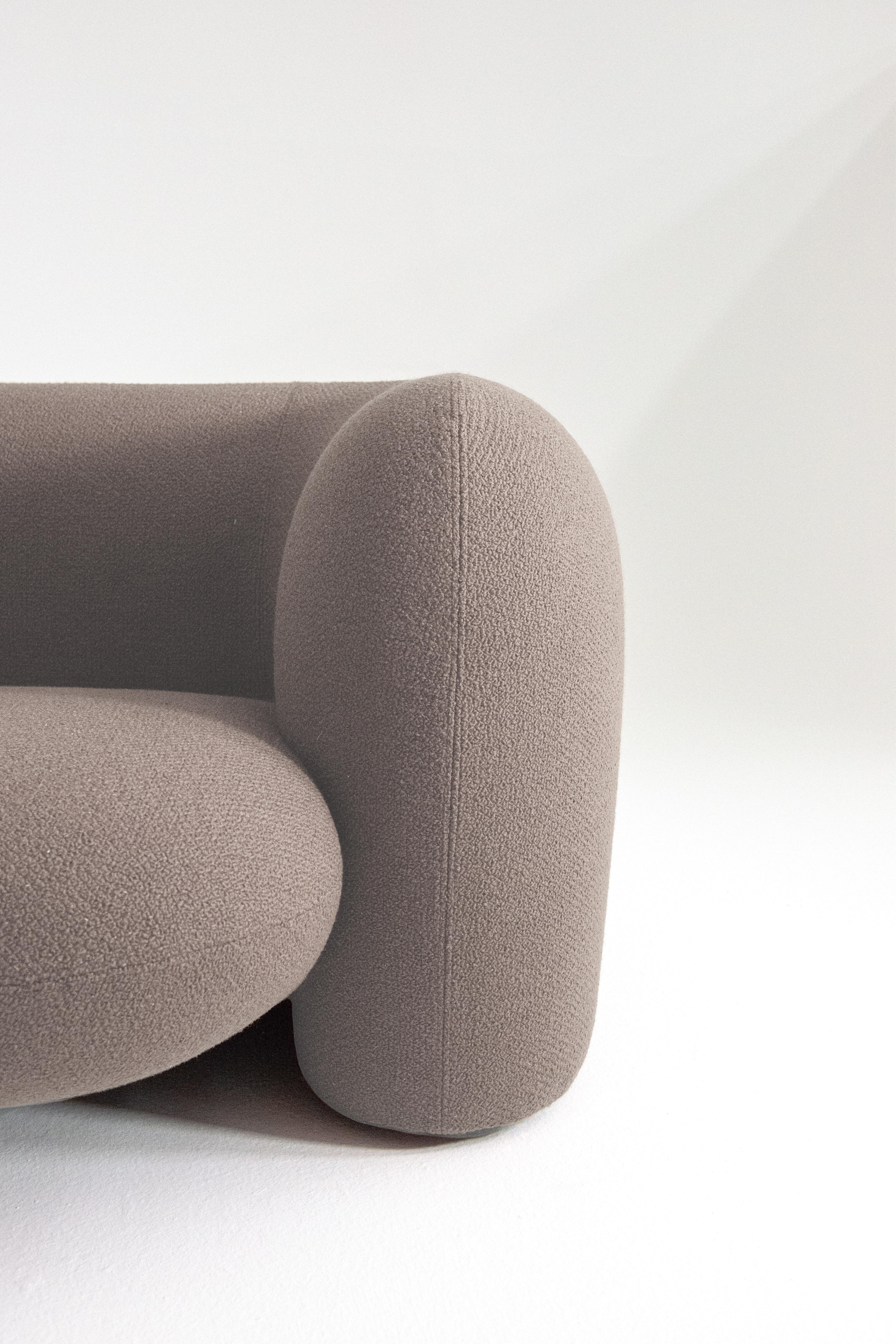 Italian Contemporary Curve Three-Seater Sofa by Hessentia in Bouclè fabric Mink colour For Sale