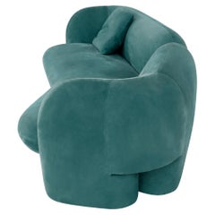 Zeitgenössisches geschwungenes Dreisitzer-Sofa von Hessentia in Leder, Herzogin, Grün