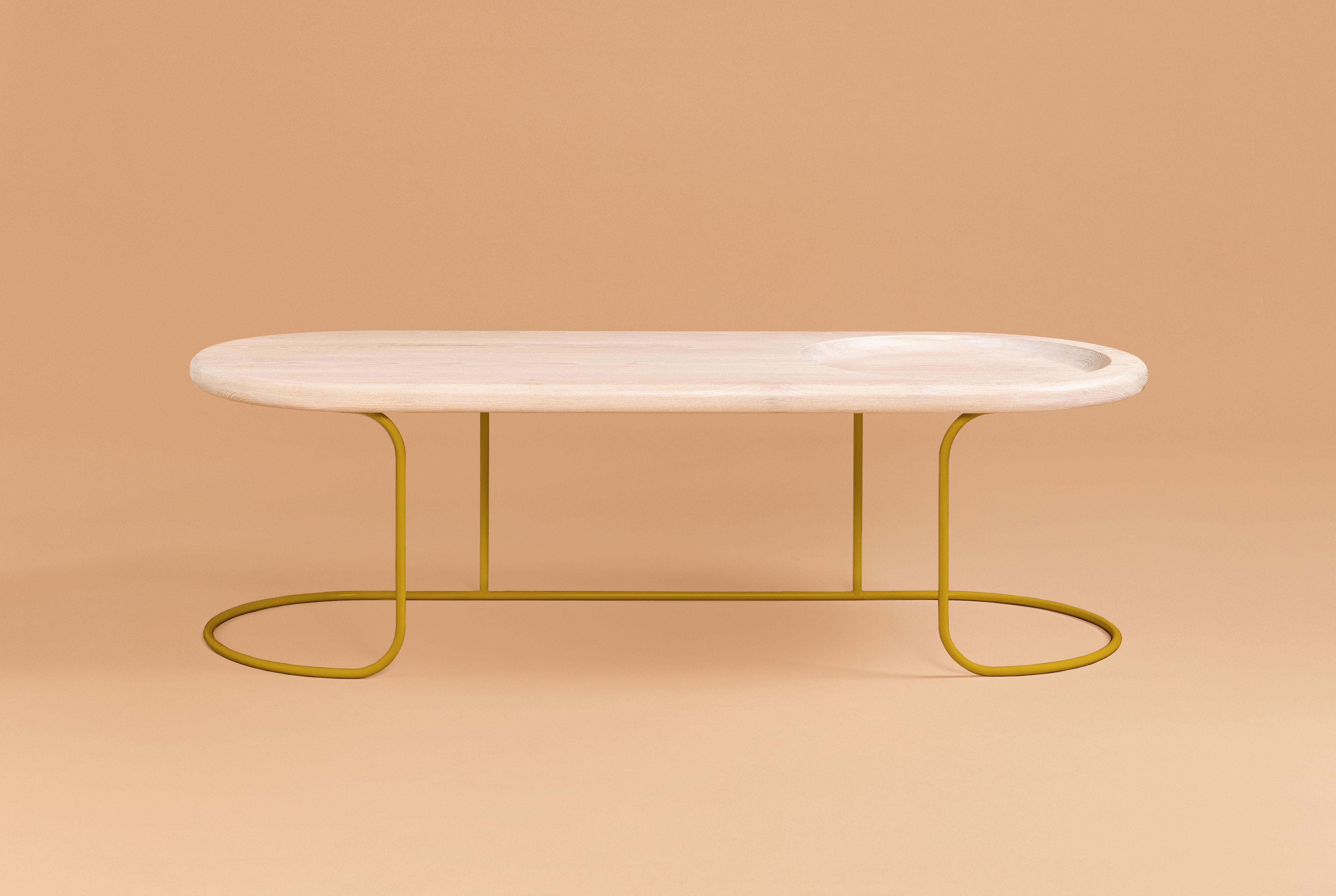 XXIe siècle et contemporain Table basse contemporaine incurvée en bois et en Steele, table basse Cusp en vente