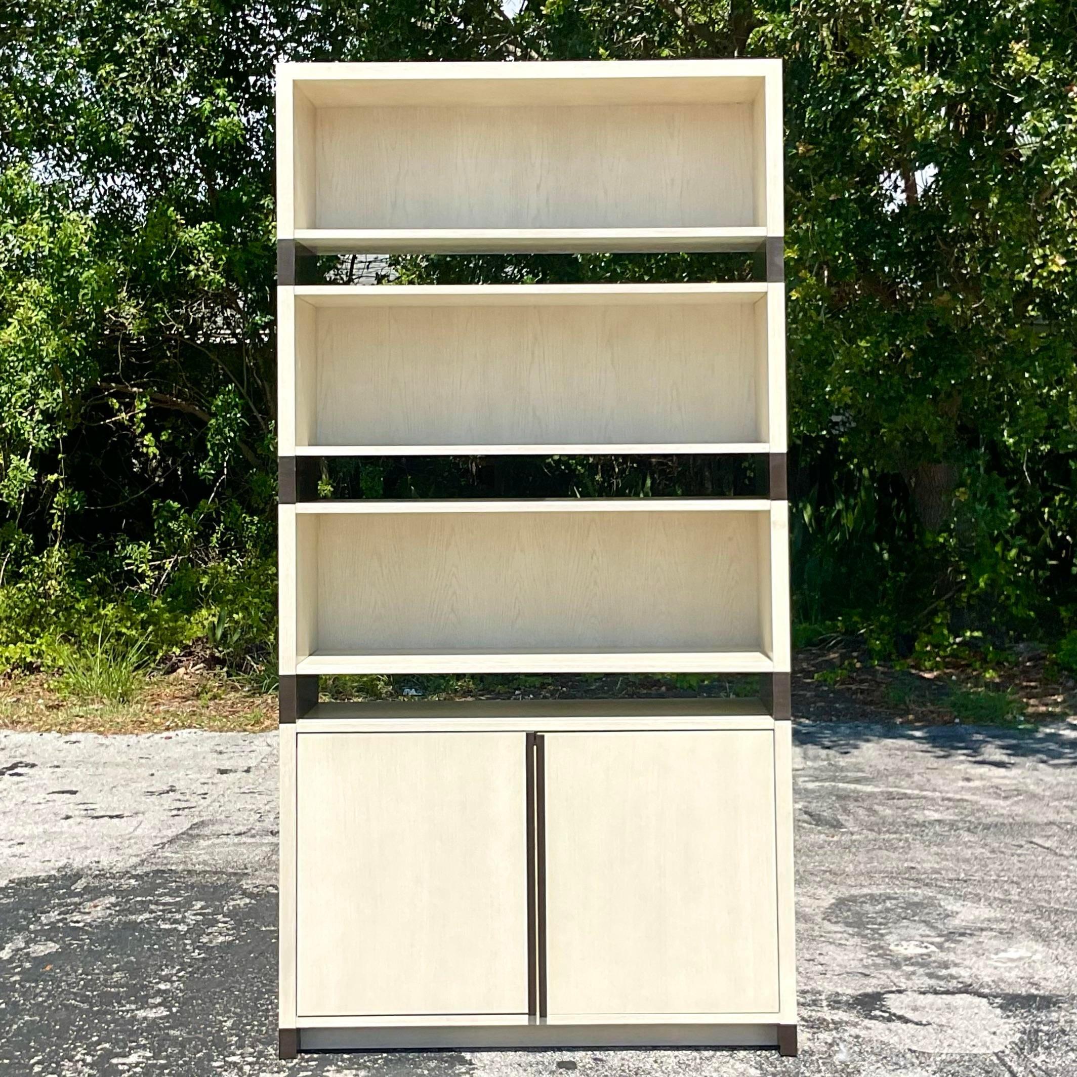 Estantería contemporánea a medida según Holly HUNT Madera en venta