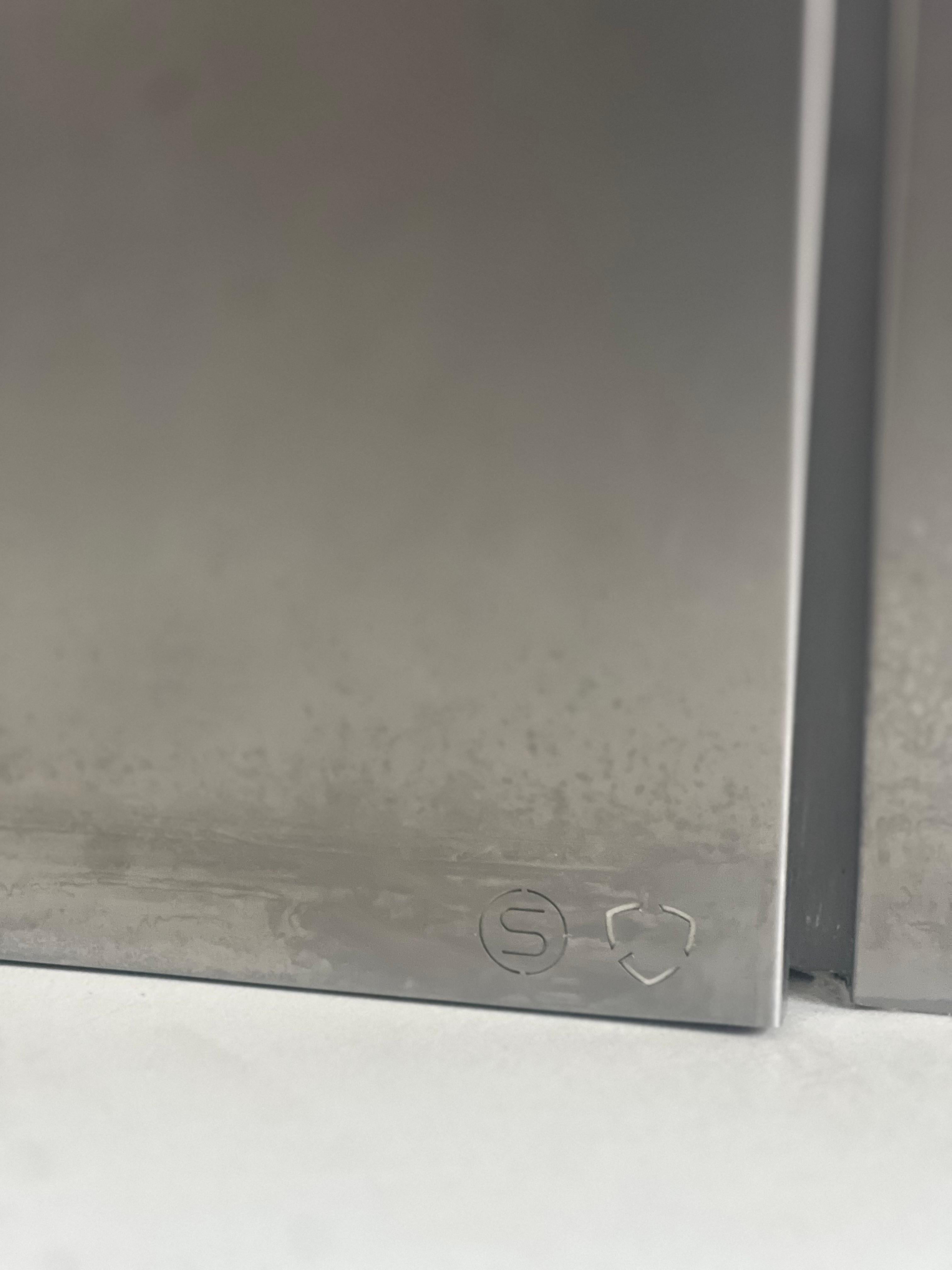 Contemporary Spinzi Edelstahl-Metalltür mit runden Bullaugen nach Maß im Angebot 3