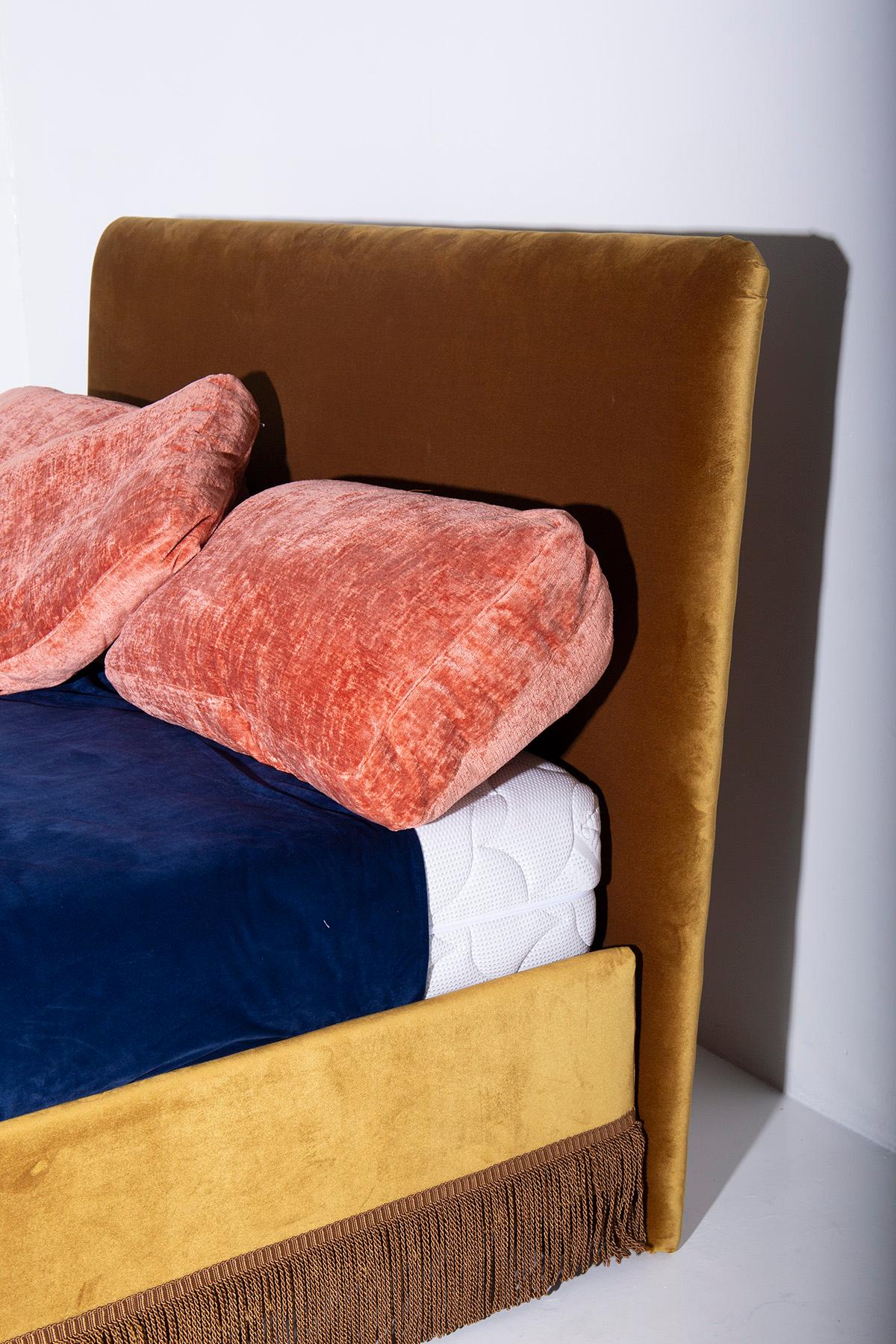 Contemporary Customizable Italian Velvet Bed For Sale 3