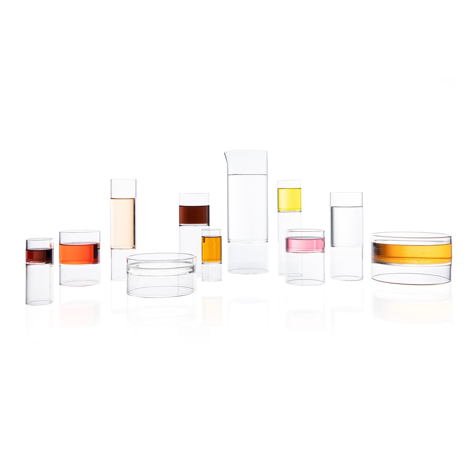 Fferrone Ensemble de verres à cocktail contemporains en verre tchèque avec quatre verres à Martini et Rocks Neuf - En vente à Chicago, IL