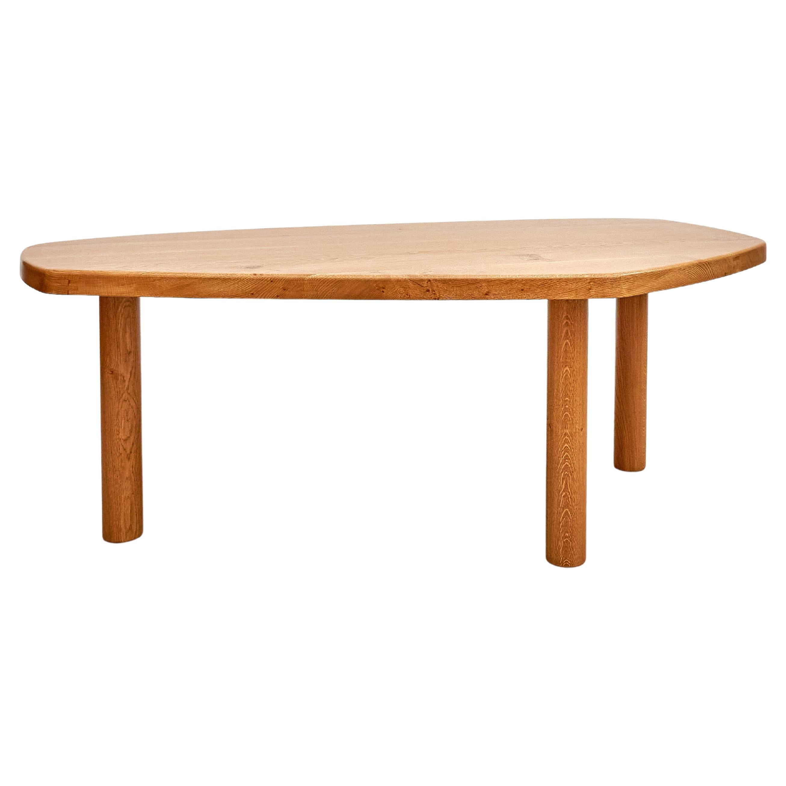Contemporary Dada Est. Oak Table - Artisan Crafted with Midcentury Design Charm For Sale